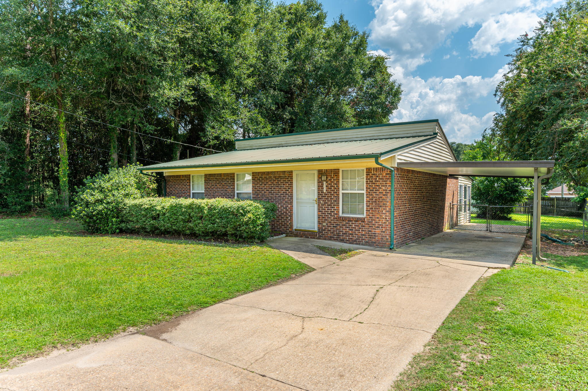 CRESCENT HEIGHTS - Residential