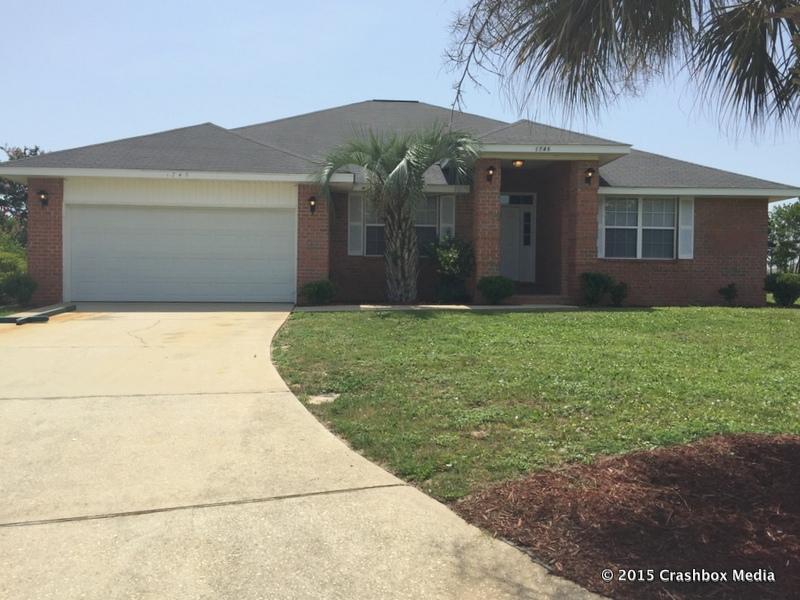 QUAYSIDE VILLAGE - Residential