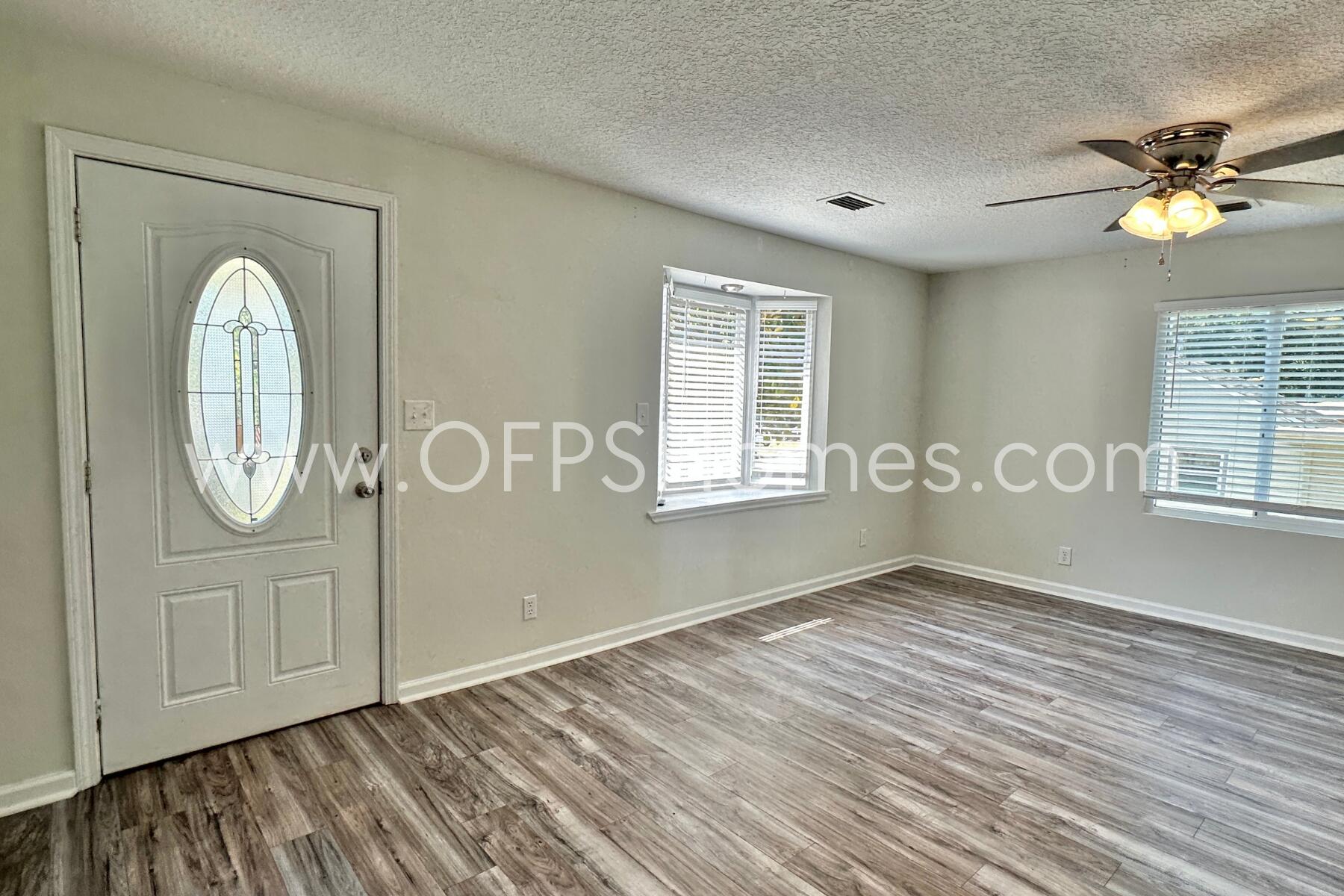 VALPARAISO - Residential Lease