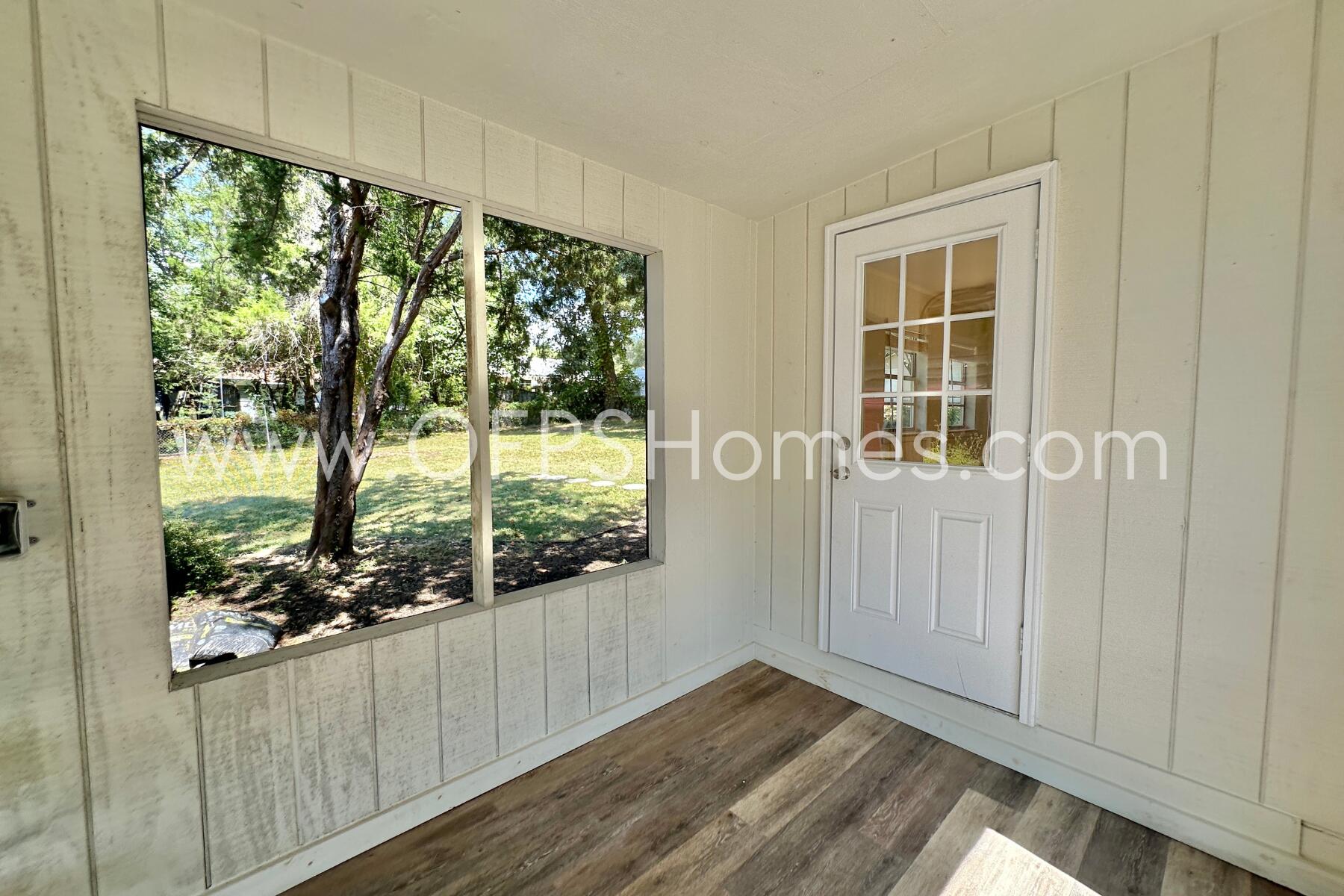 VALPARAISO - Residential Lease