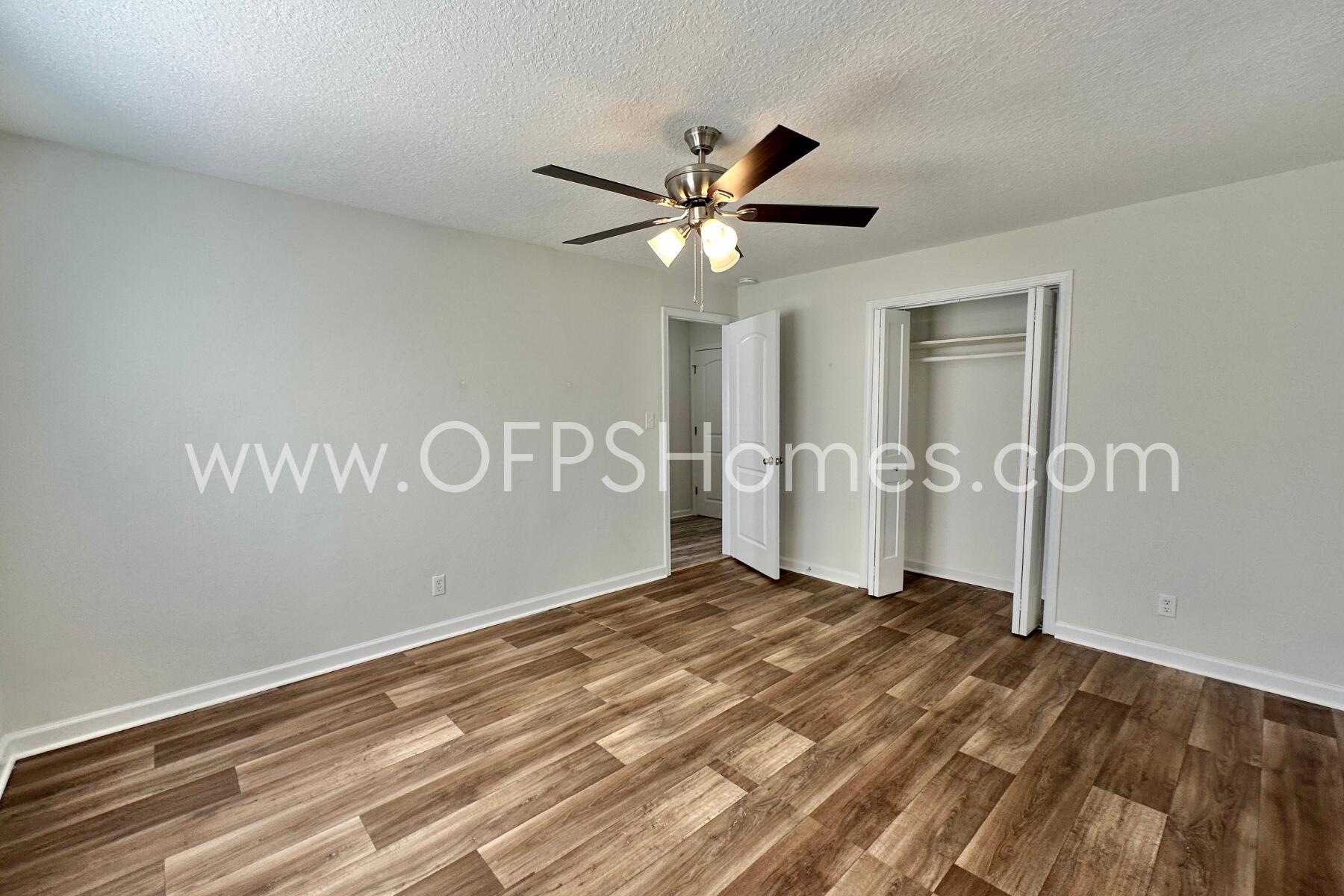 VALPARAISO - Residential Lease