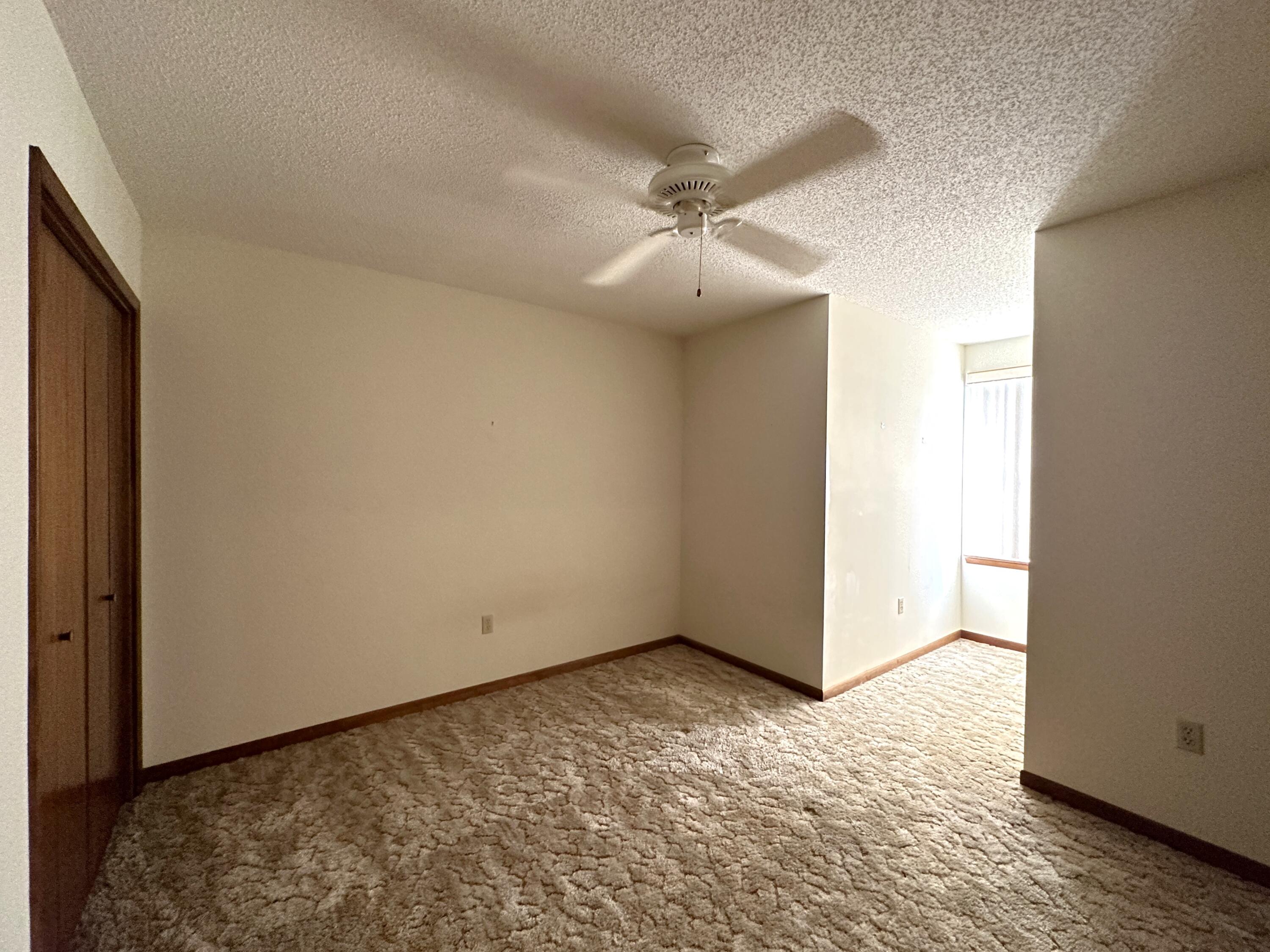 CORNER OAKS ESTATES - Residential