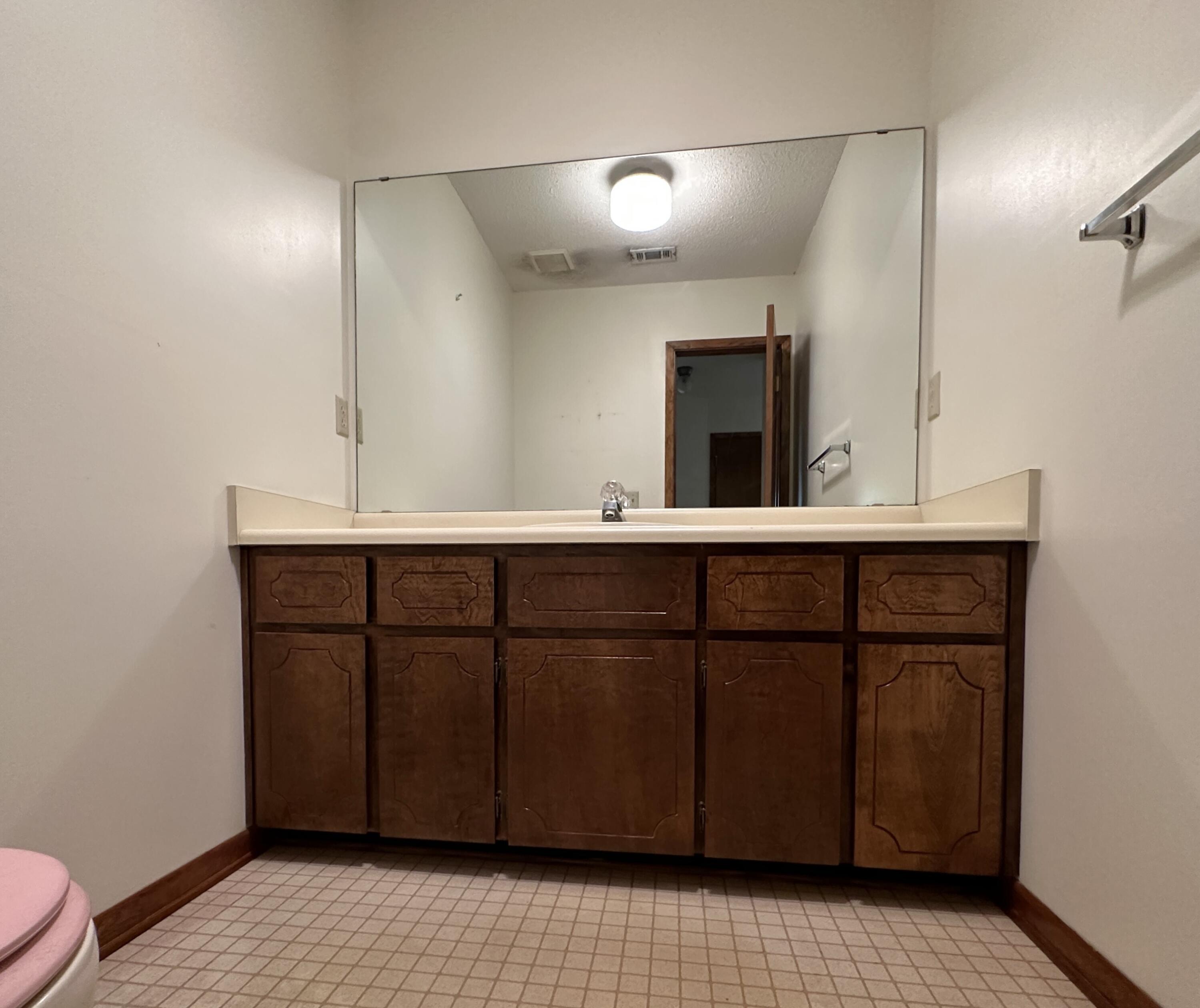 CORNER OAKS ESTATES - Residential