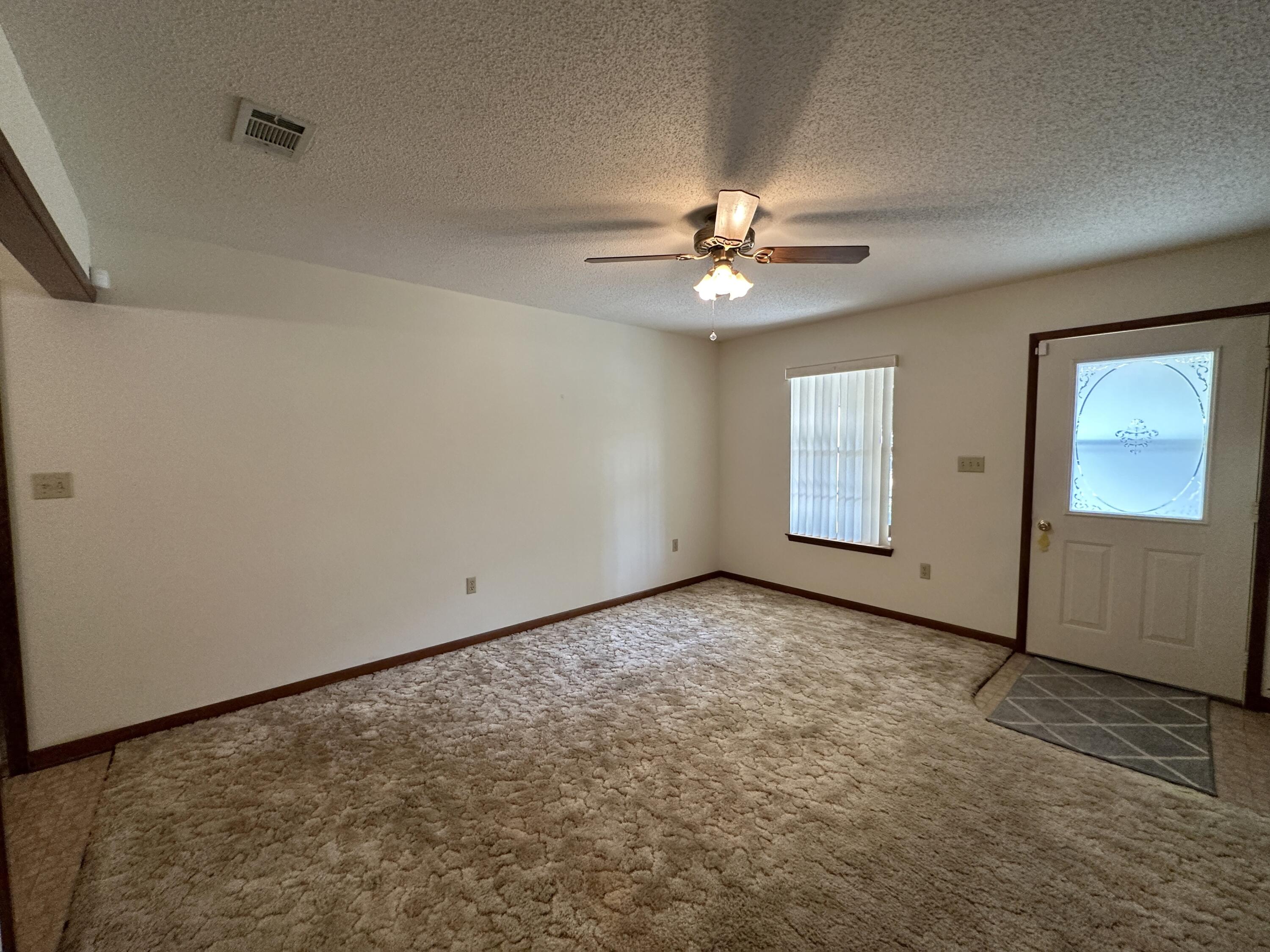 CORNER OAKS ESTATES - Residential