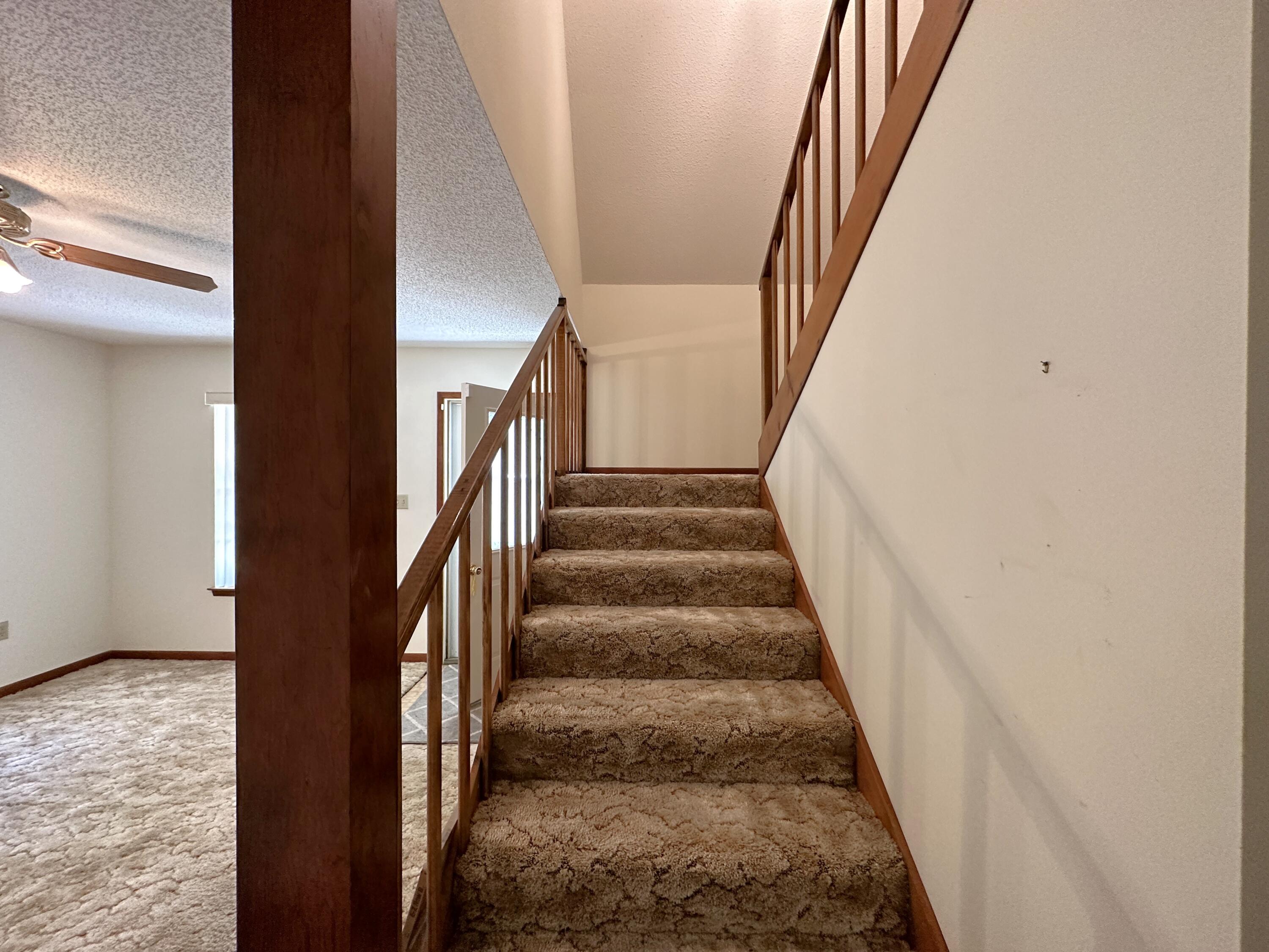 CORNER OAKS ESTATES - Residential