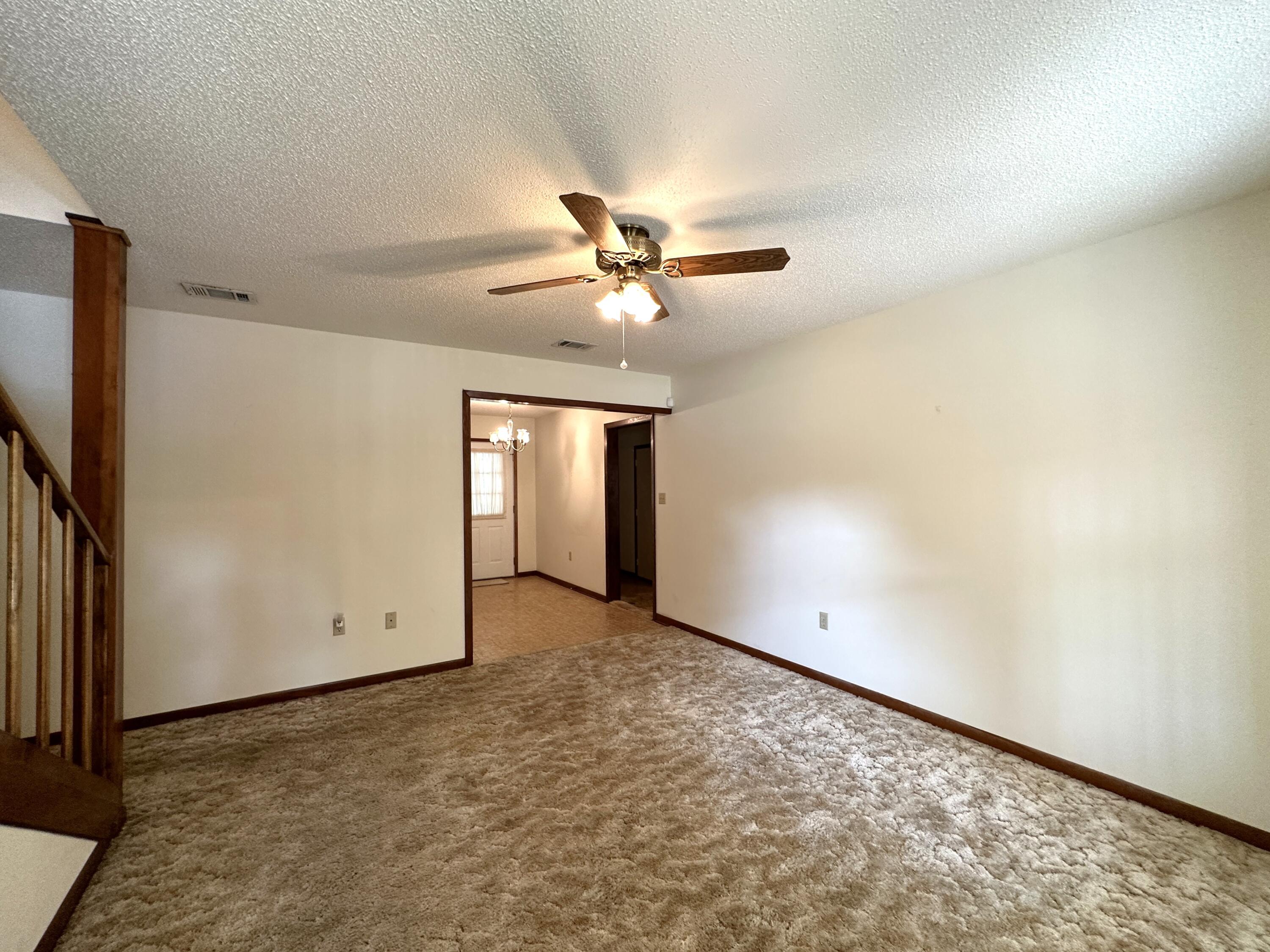 CORNER OAKS ESTATES - Residential