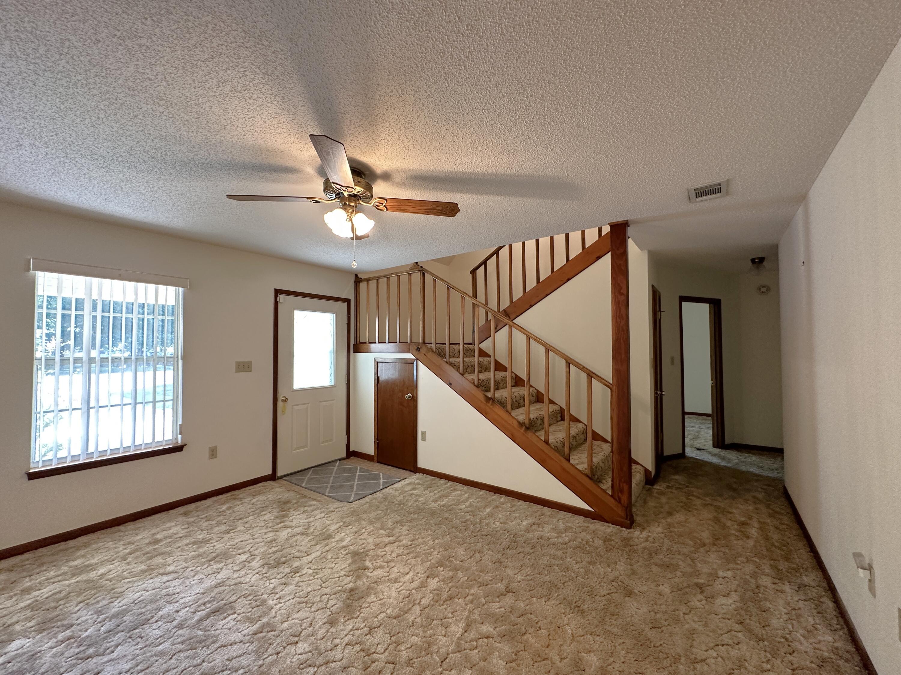 CORNER OAKS ESTATES - Residential