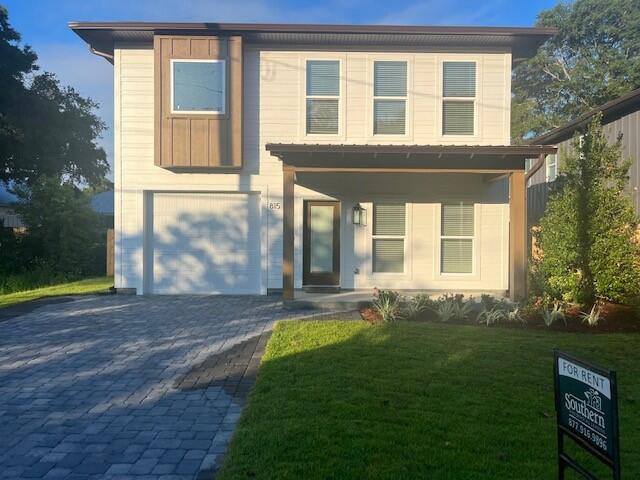 Brand New Build located in Destin .This beautiful home features 4 bedrooms, 3 baths, two living areas one on each floor, Wet bar in upstairs living room, single car garage with 40 amp electric vehicle plug in, gas stove and tankless water heater, in the vicinity of the parks on Calhoun, elementary school and harbor district. Way too many extras to list.