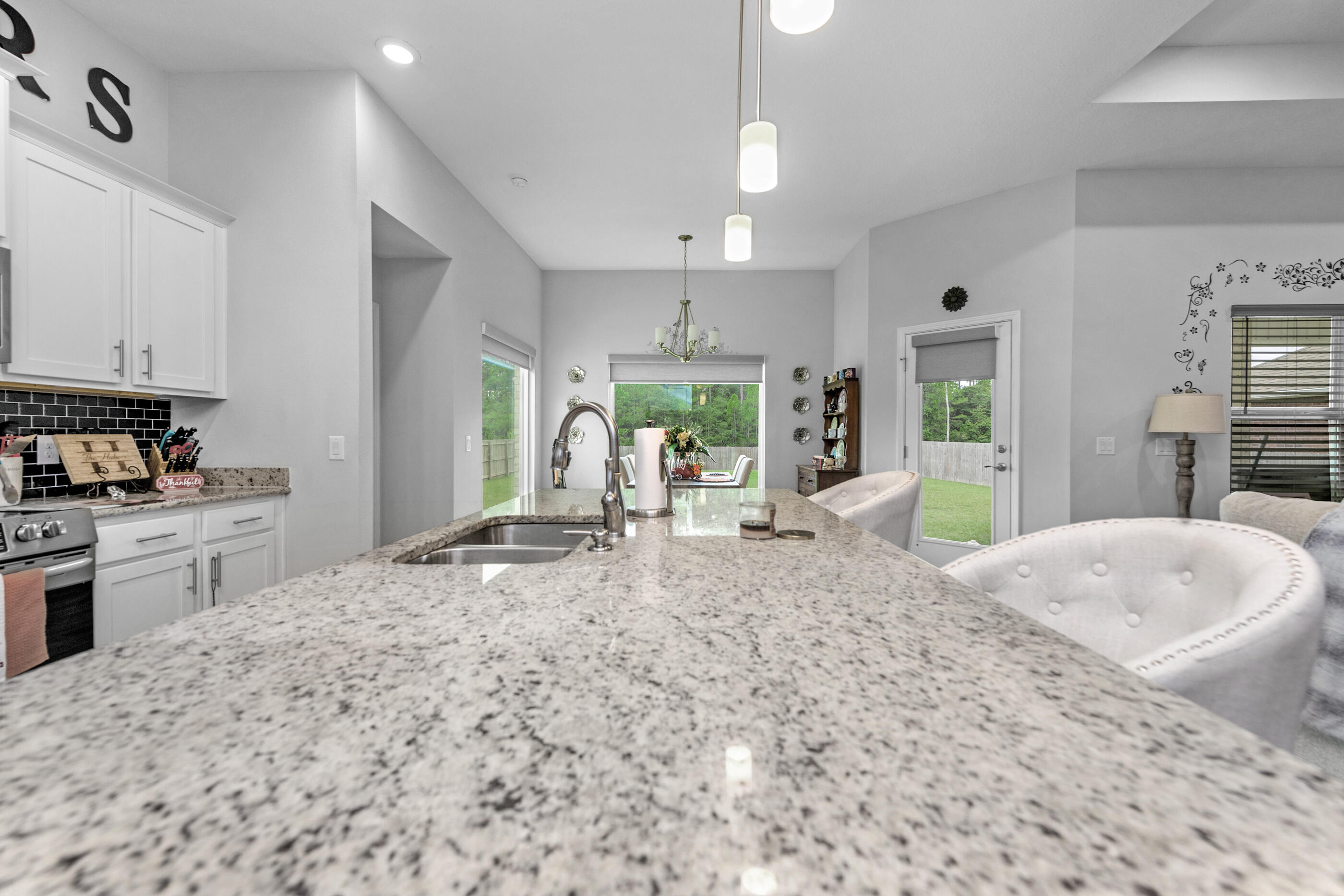 NO RECORDED SUBDIVISION - Residential