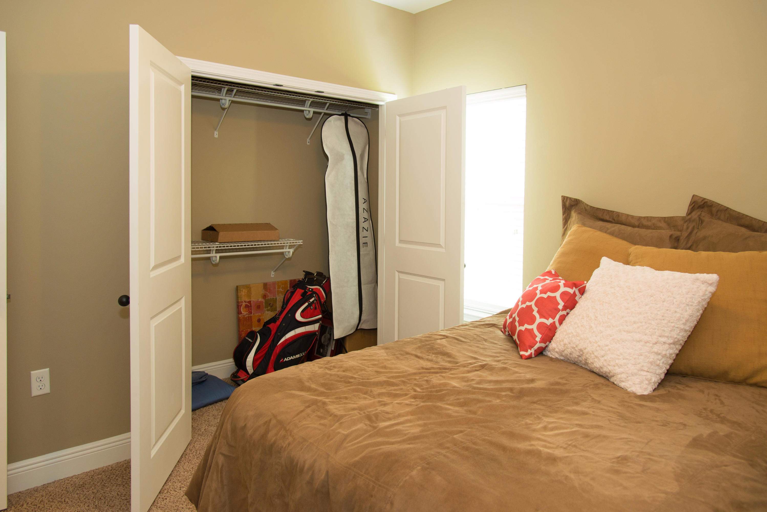 OAKRIDGE PLACE S/D - Residential