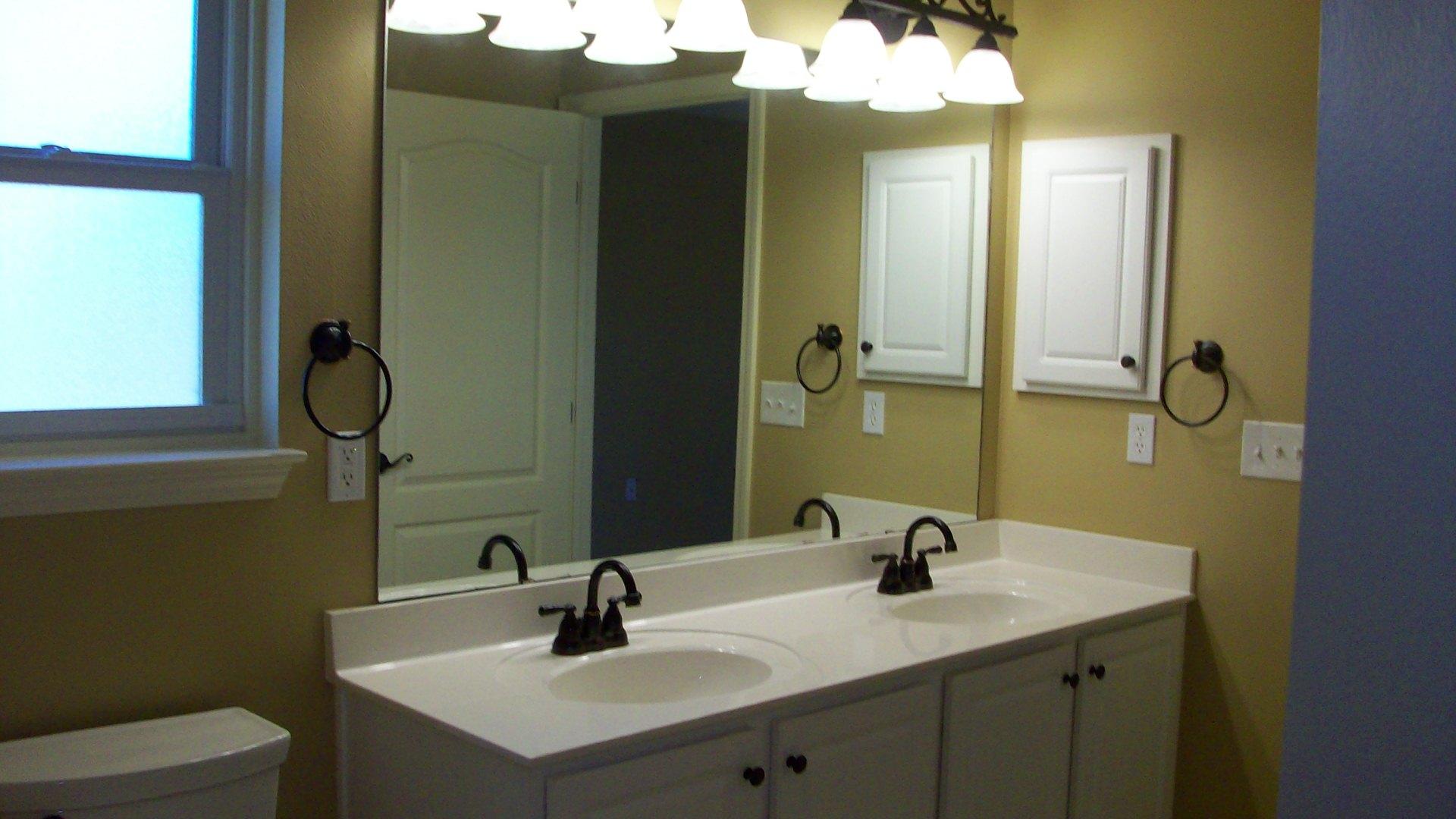 EMERALD LAKES PH 3 - Residential Lease