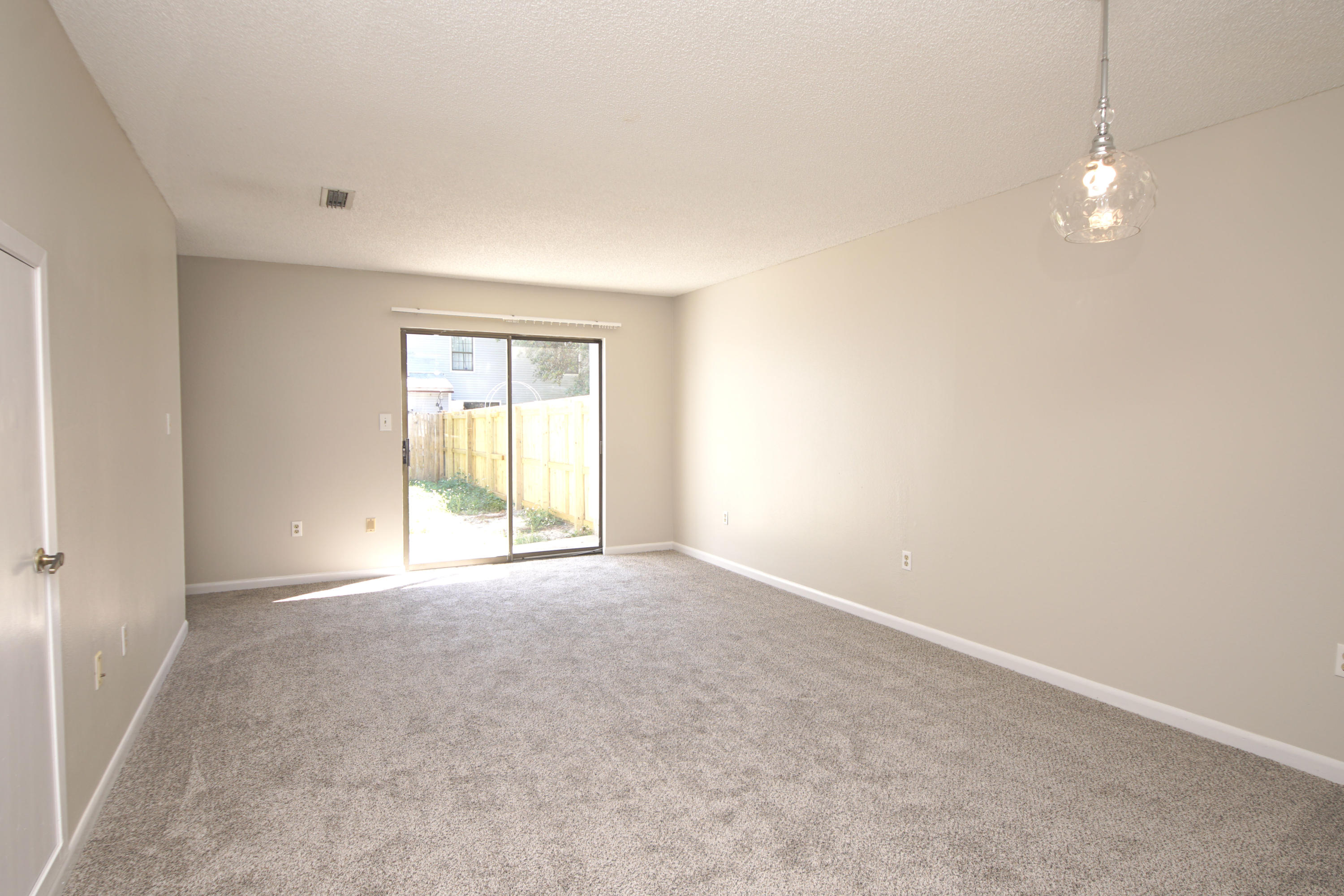 SANDALWOOD MANOR 1ST ADDN - Residential