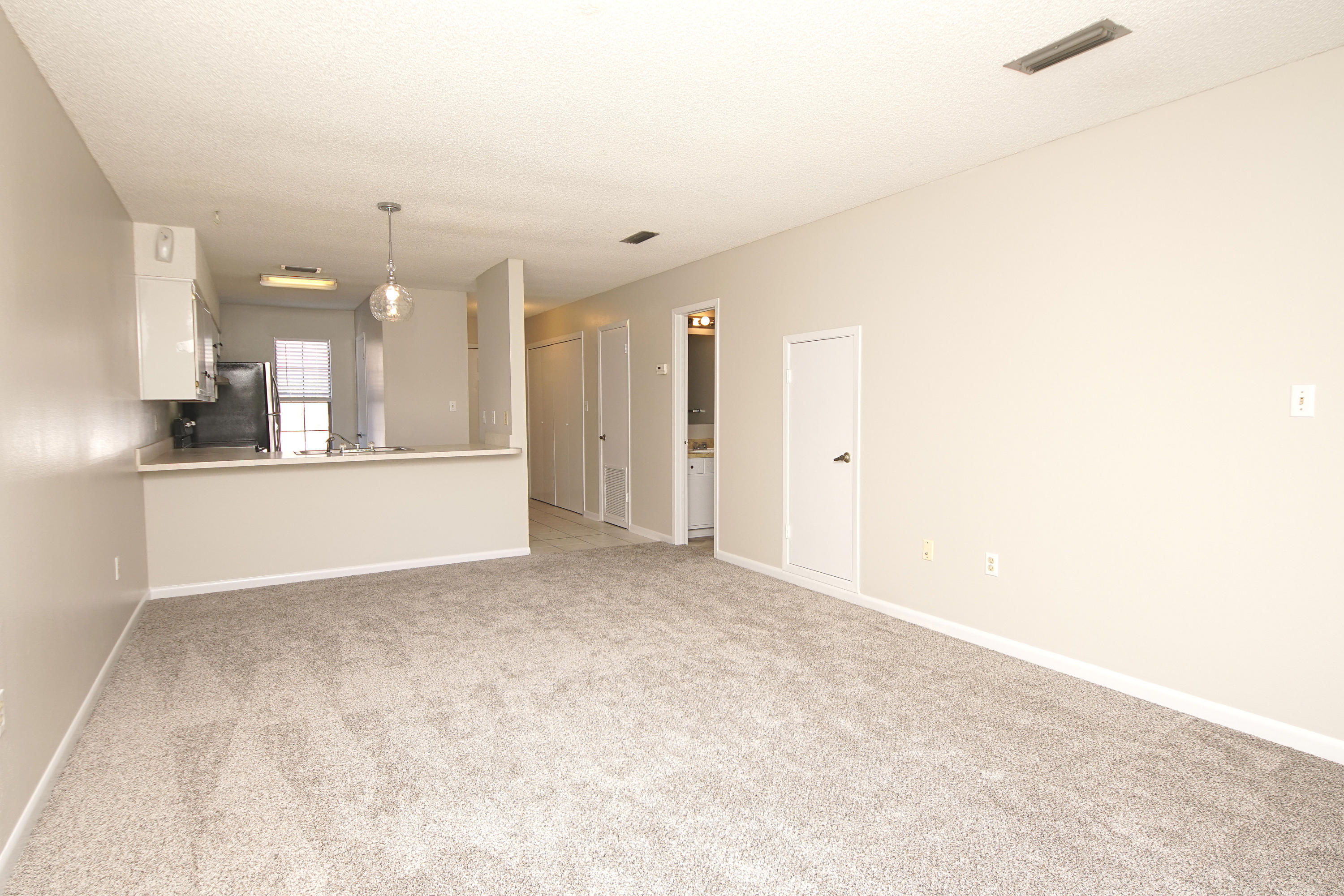 SANDALWOOD MANOR 1ST ADDN - Residential