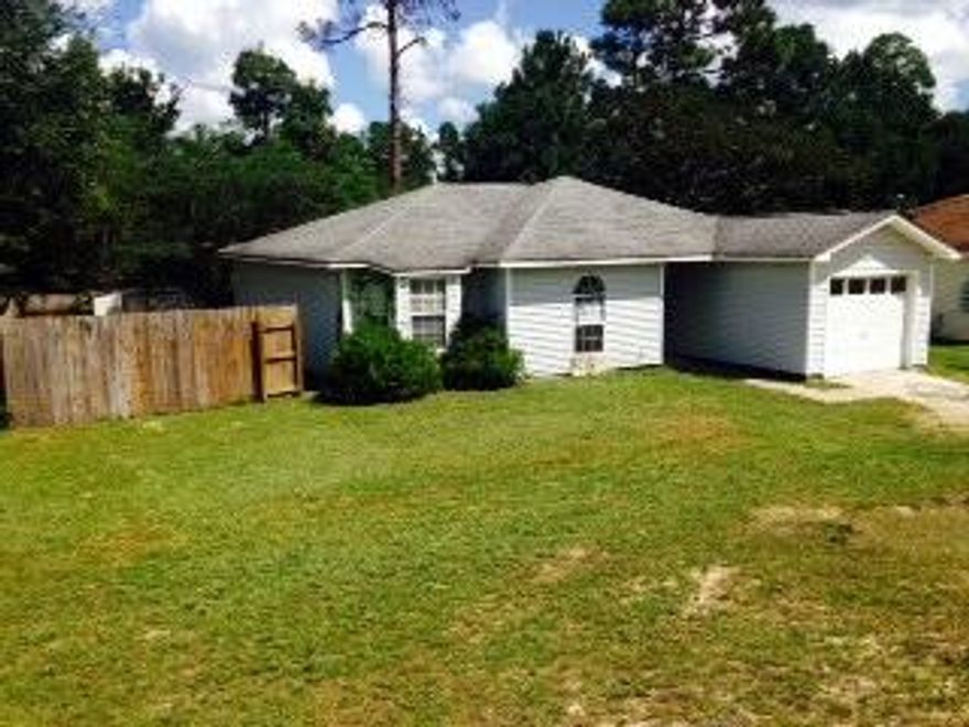 Gorgeous home located in Crestview, has a very cute patio with a lake view. This three-bedroom two bath home, has a great floor plan with spacious master bedroom, and a kitchen with lots of cabinet space and a dinning room. This hone also has an attached garage. To view this home please call out office.