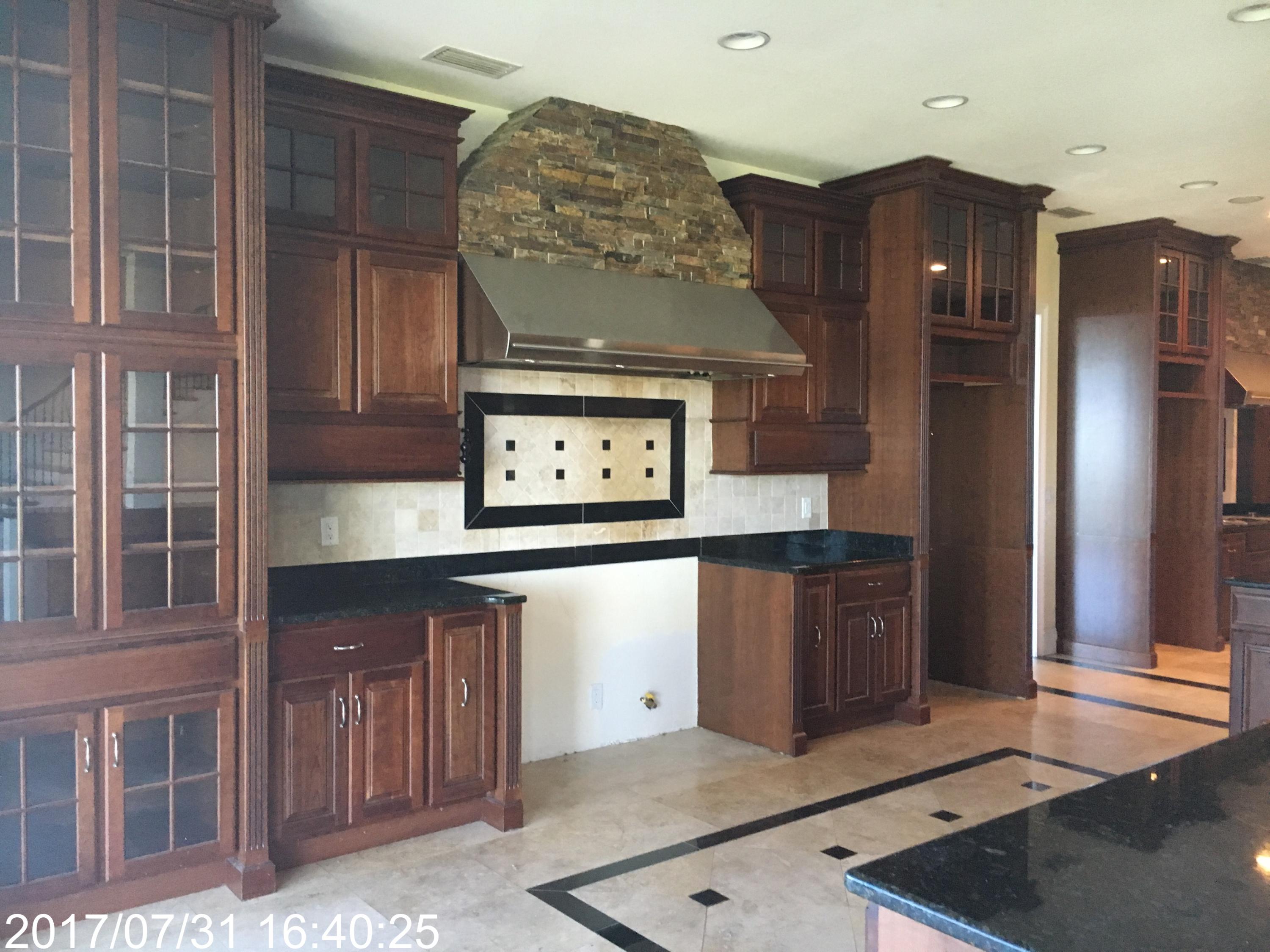 VILLA TASSO TOWN OF - Residential