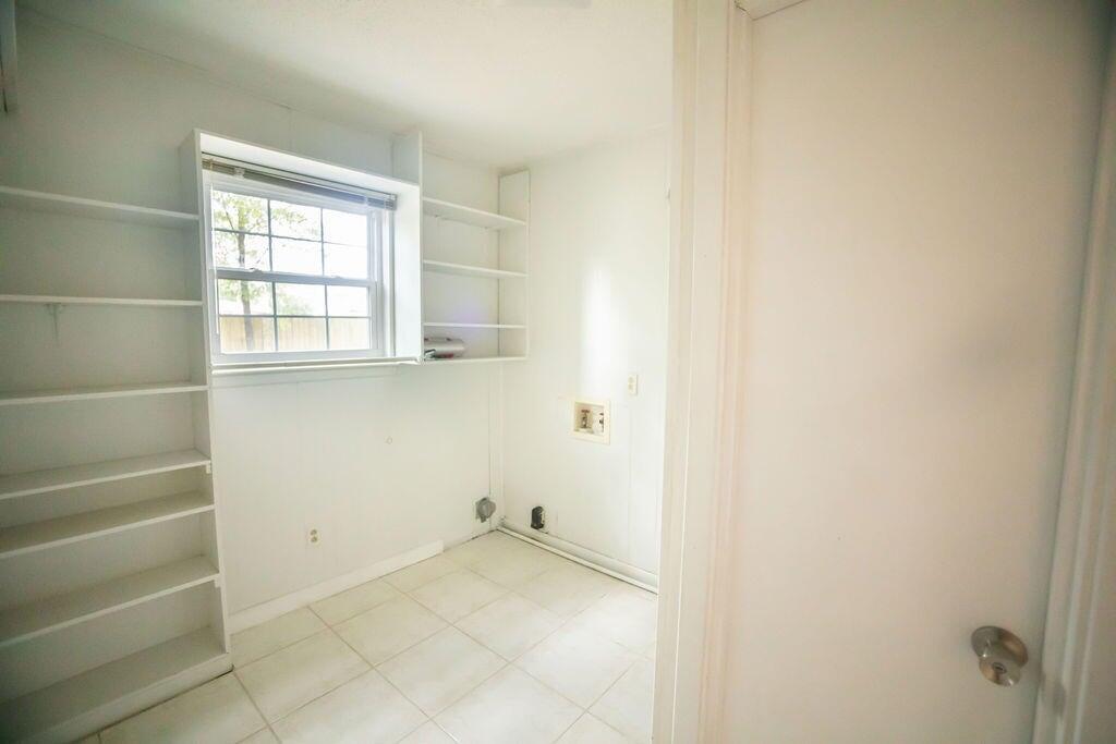 EDGEWATER VILLAGE - Residential Lease