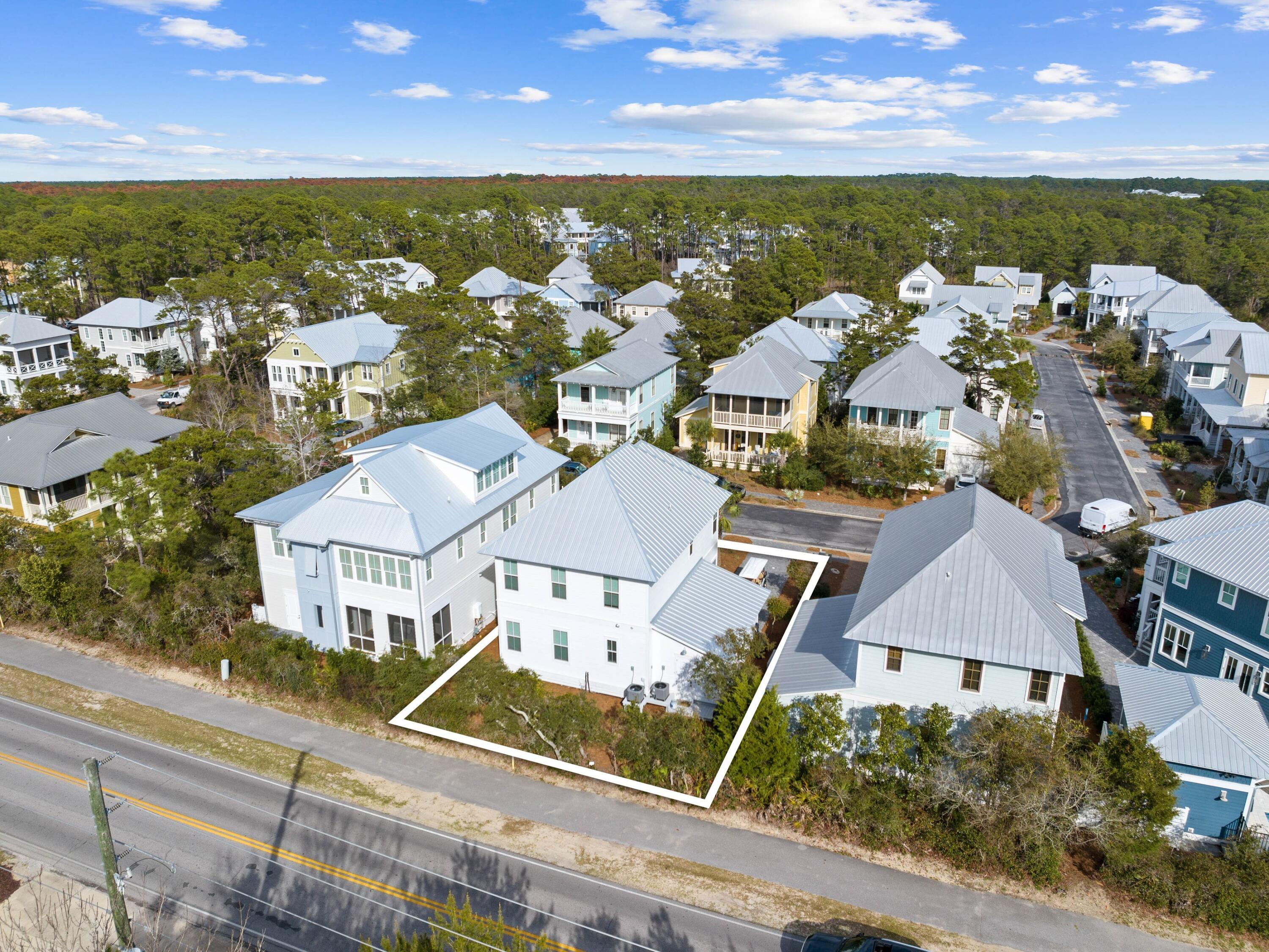 LAKESIDE AT BLUE MOUNTAIN BEACH - Residential