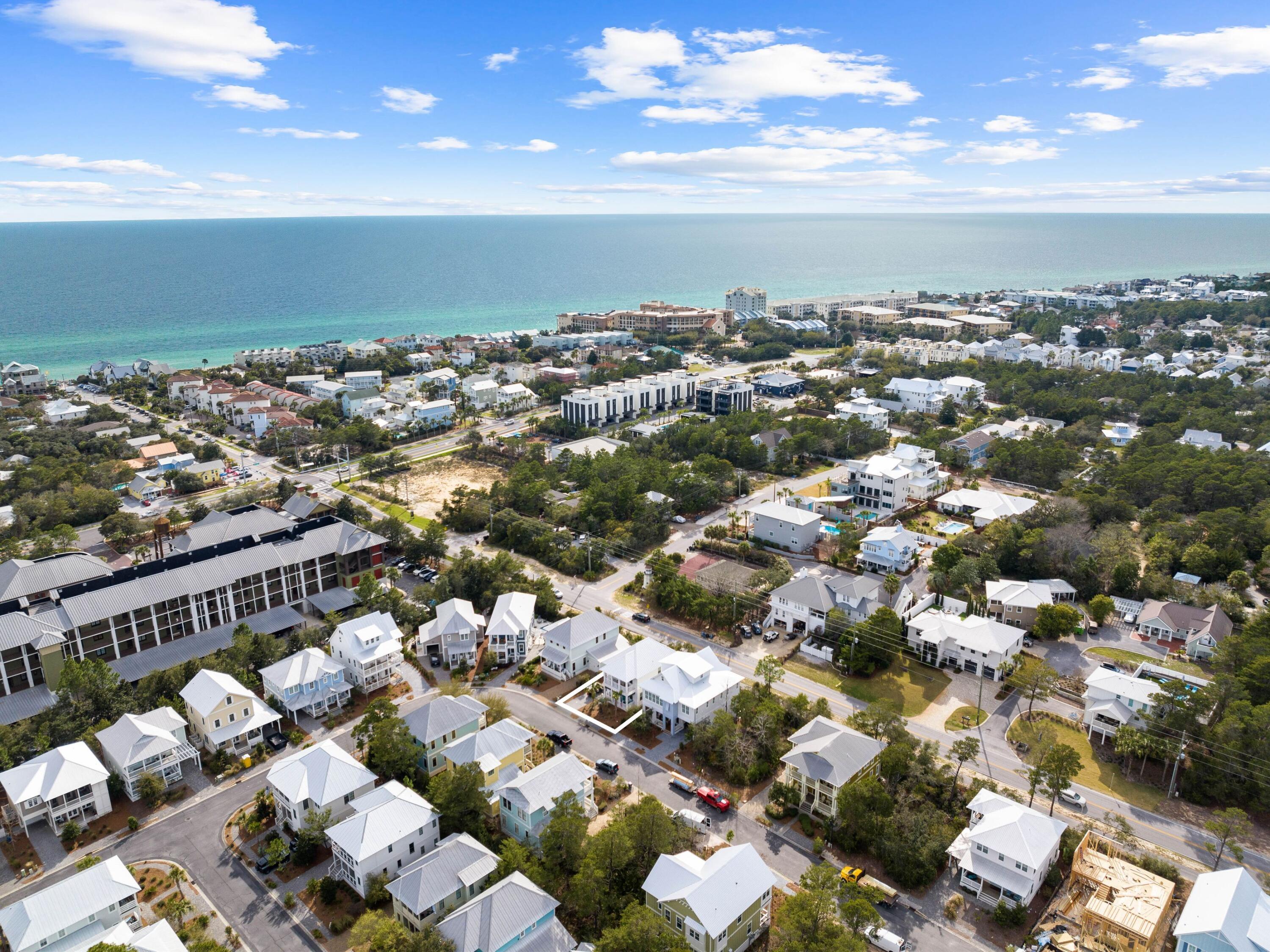 LAKESIDE AT BLUE MOUNTAIN BEACH - Residential