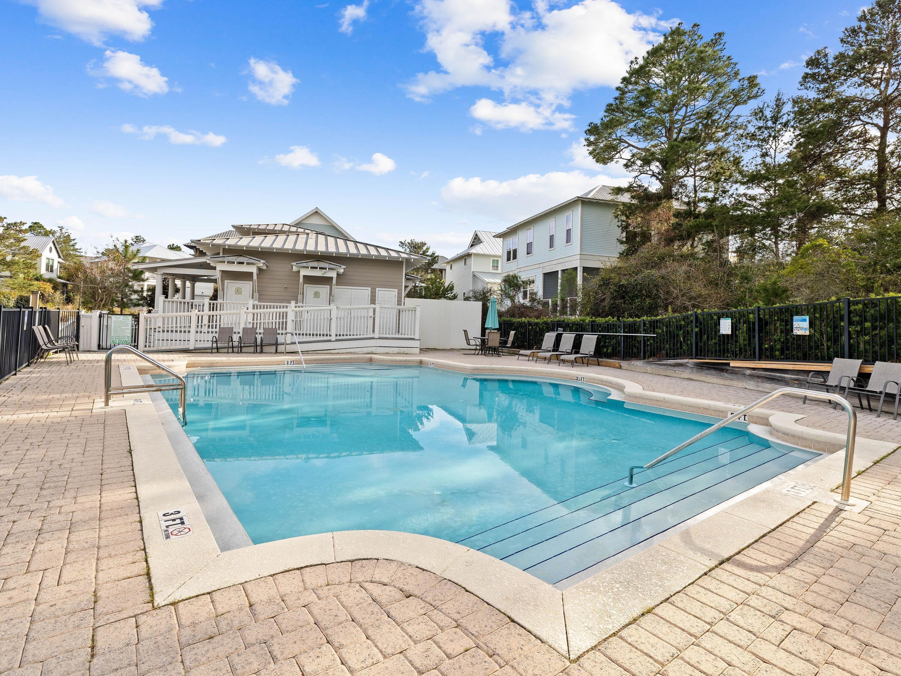 LAKESIDE AT BLUE MOUNTAIN BEACH - Residential