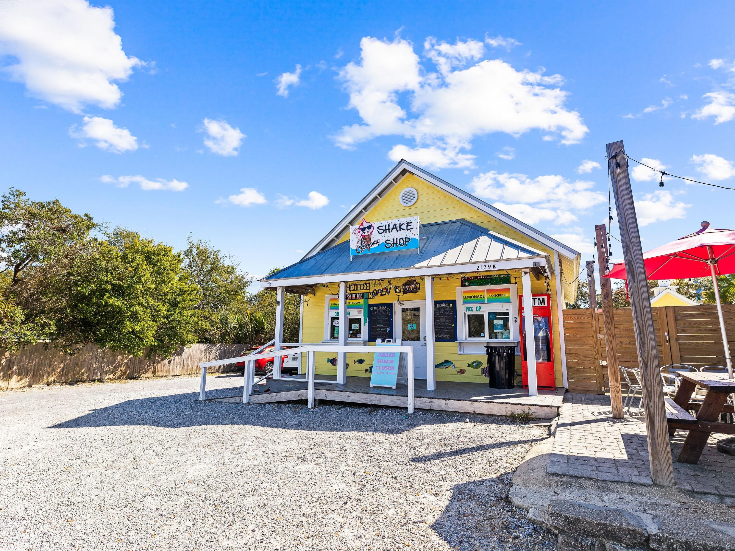 LAKESIDE AT BLUE MOUNTAIN BEACH - Residential