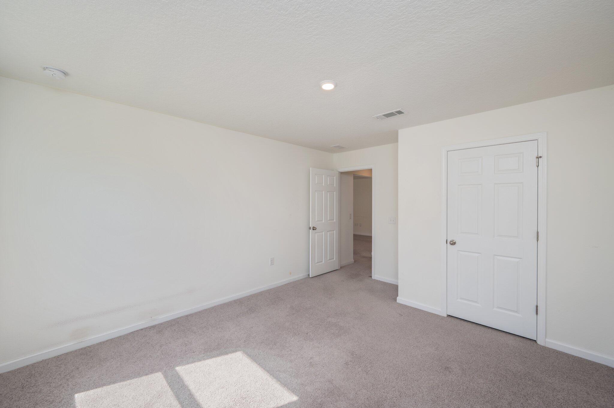 Ventura Manor - Residential Lease
