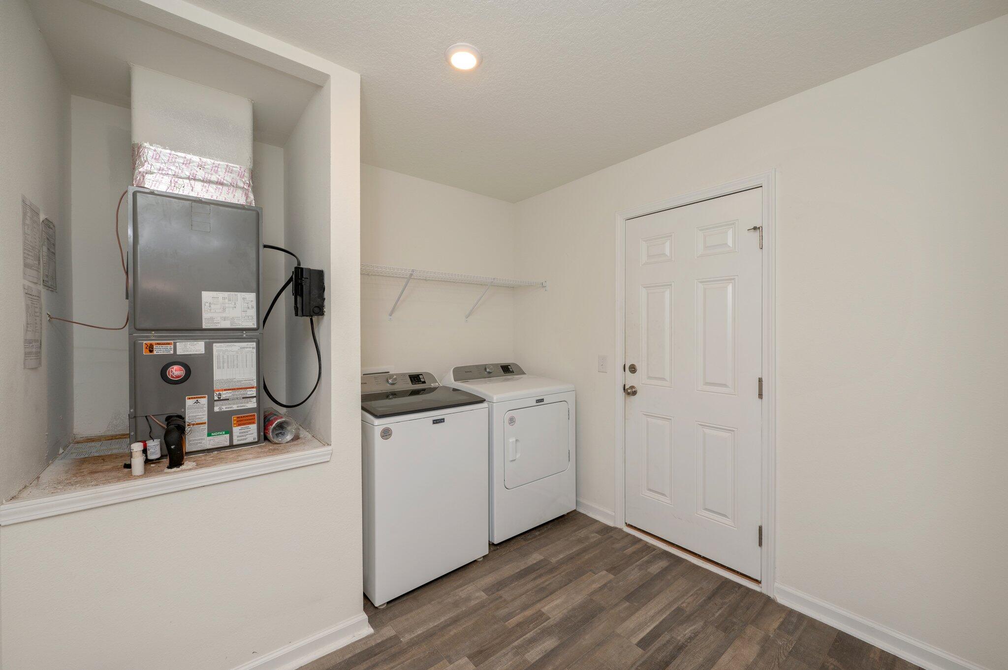 Ventura Manor - Residential Lease