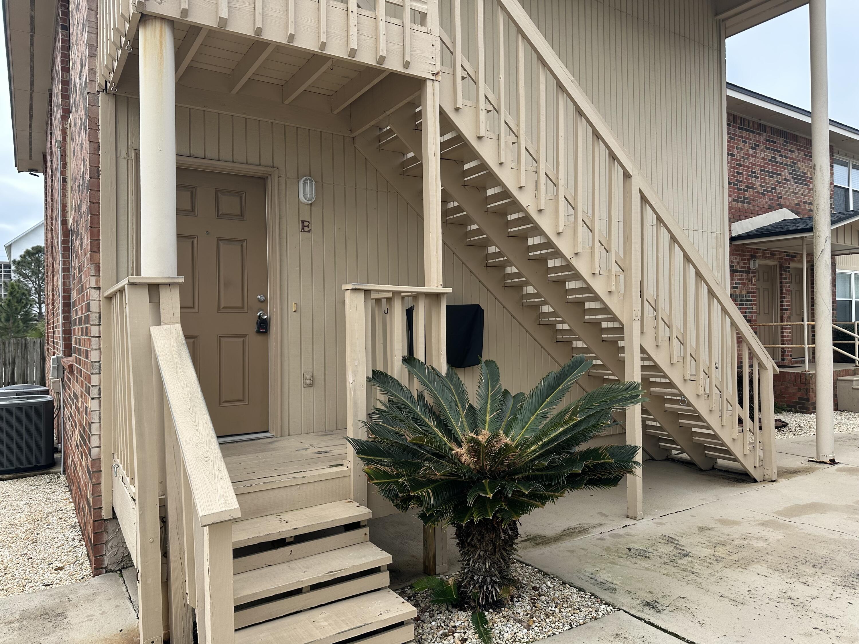 ISLAND MARK - Residential Lease