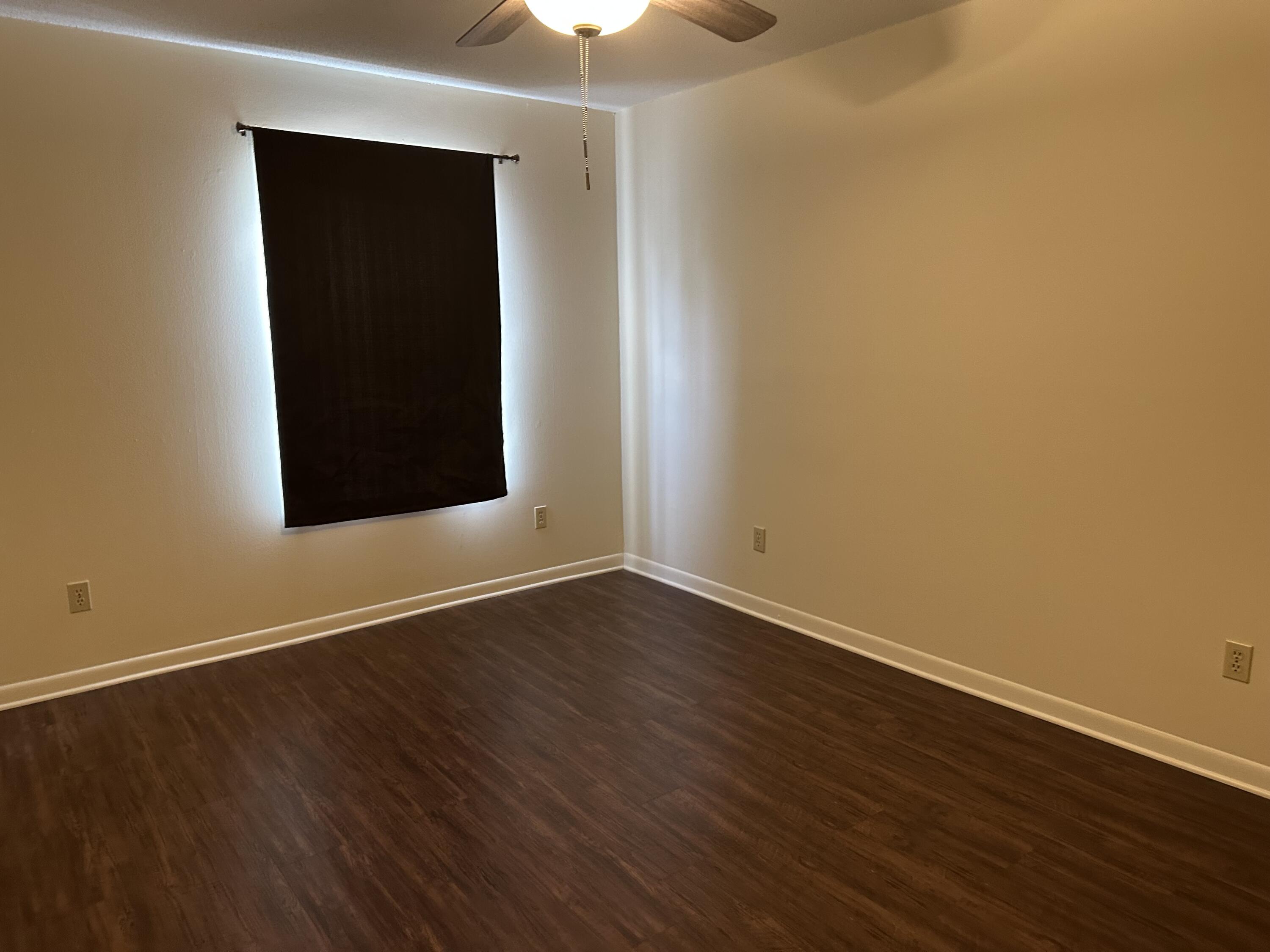 ISLAND MARK - Residential Lease