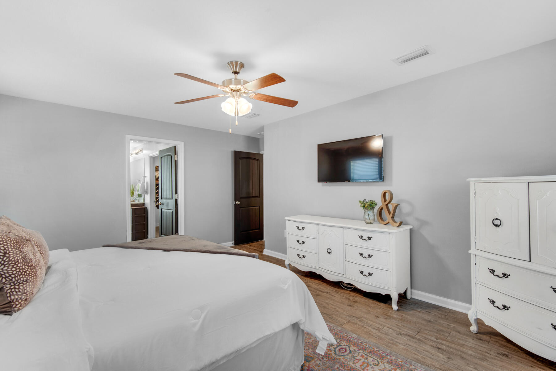 PARTRIDGE HILLS - Residential