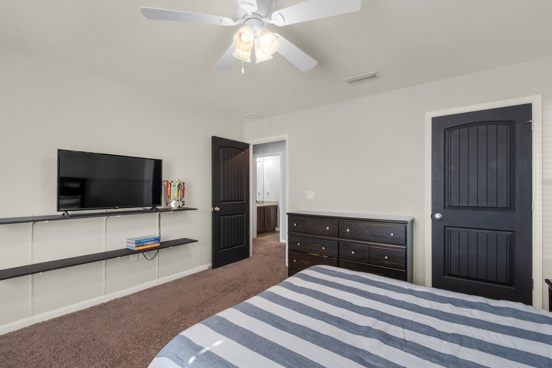 PARTRIDGE HILLS - Residential