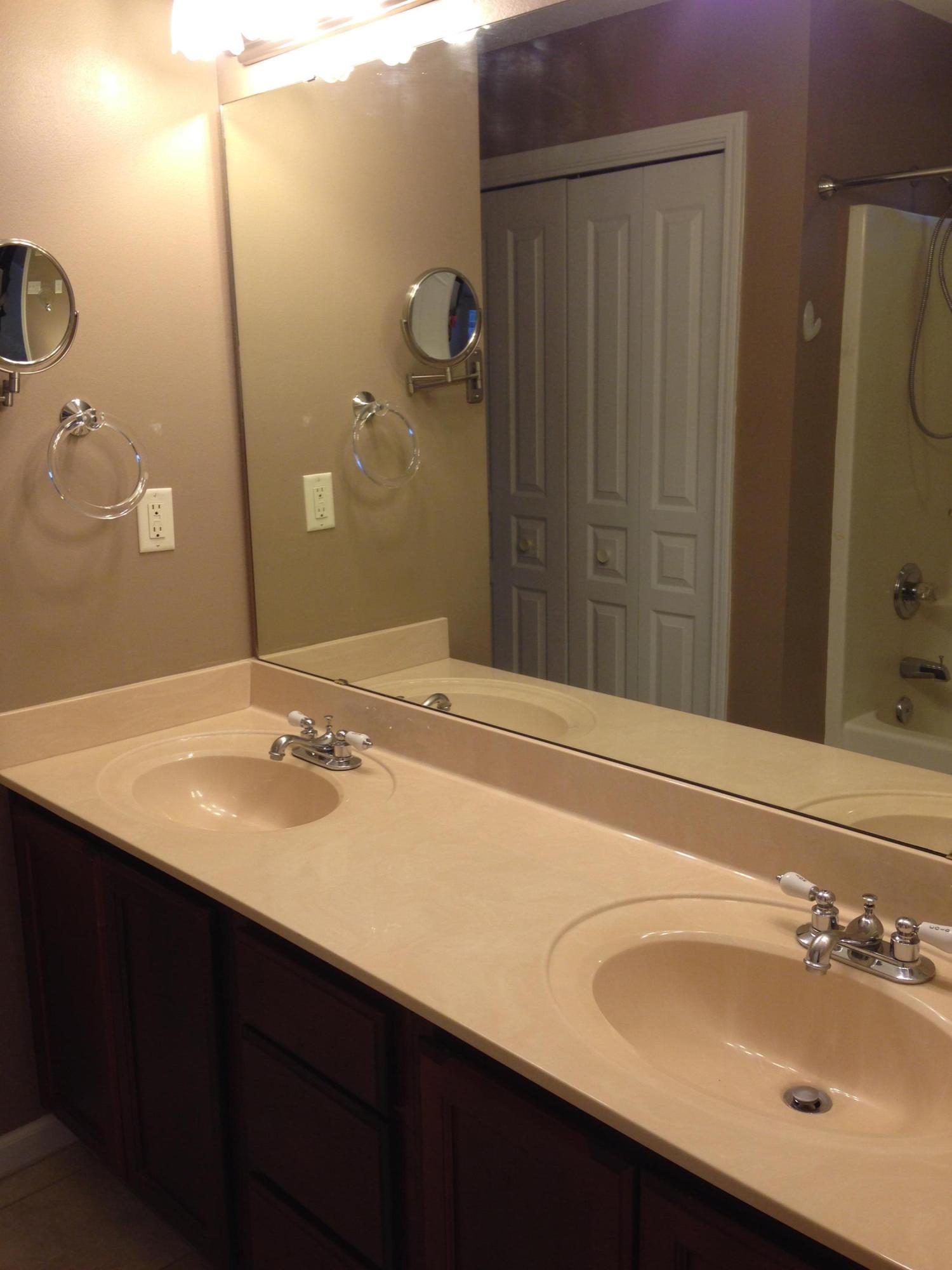 RIVERCHASE S/D PH 1 - Residential