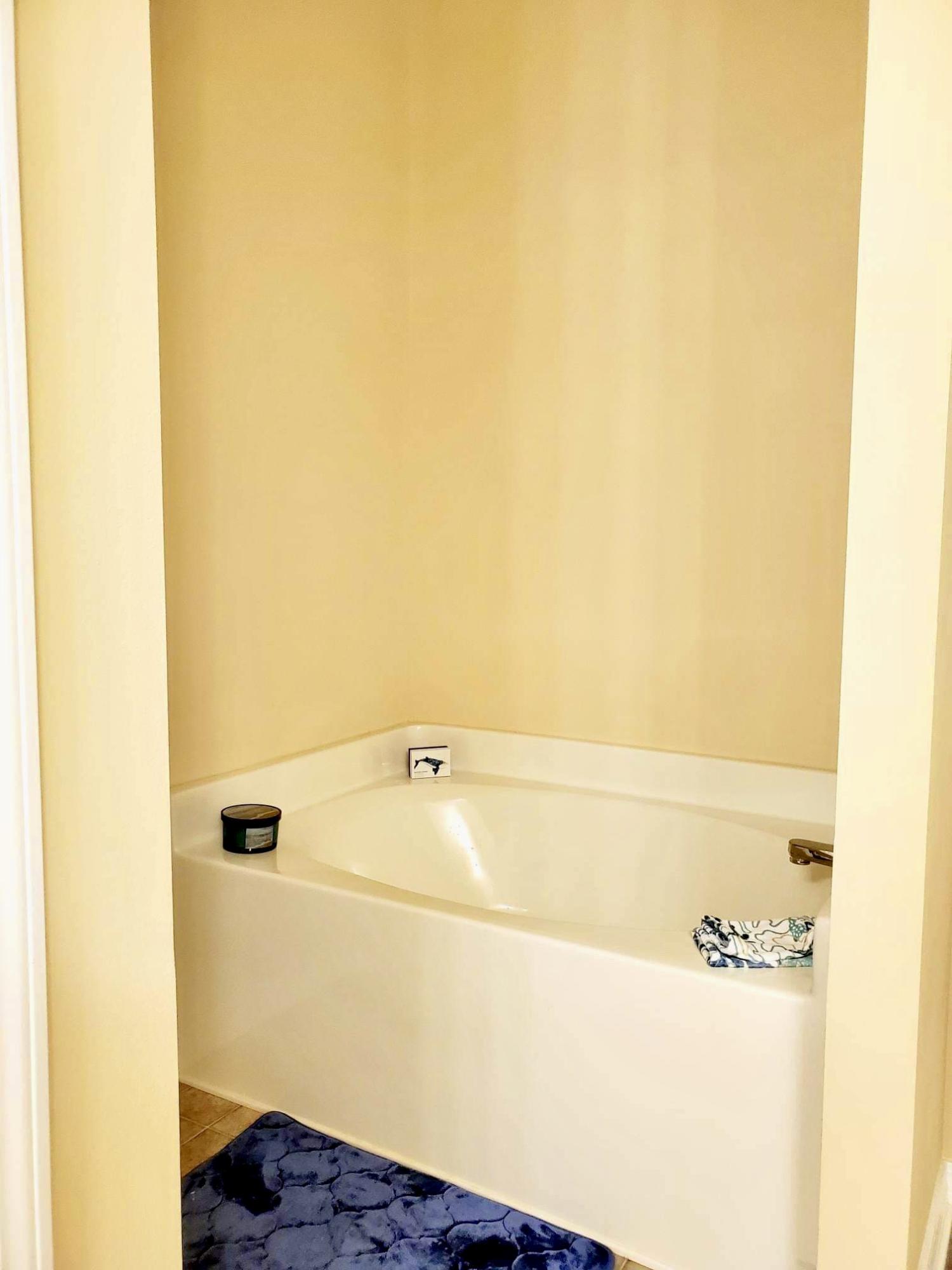 PLANTATION WOODS - Residential