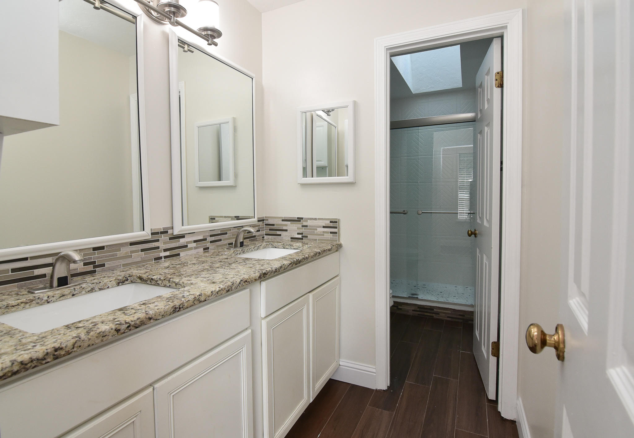 ST ANDREWS EAST BLUEWATER BAY - Residential