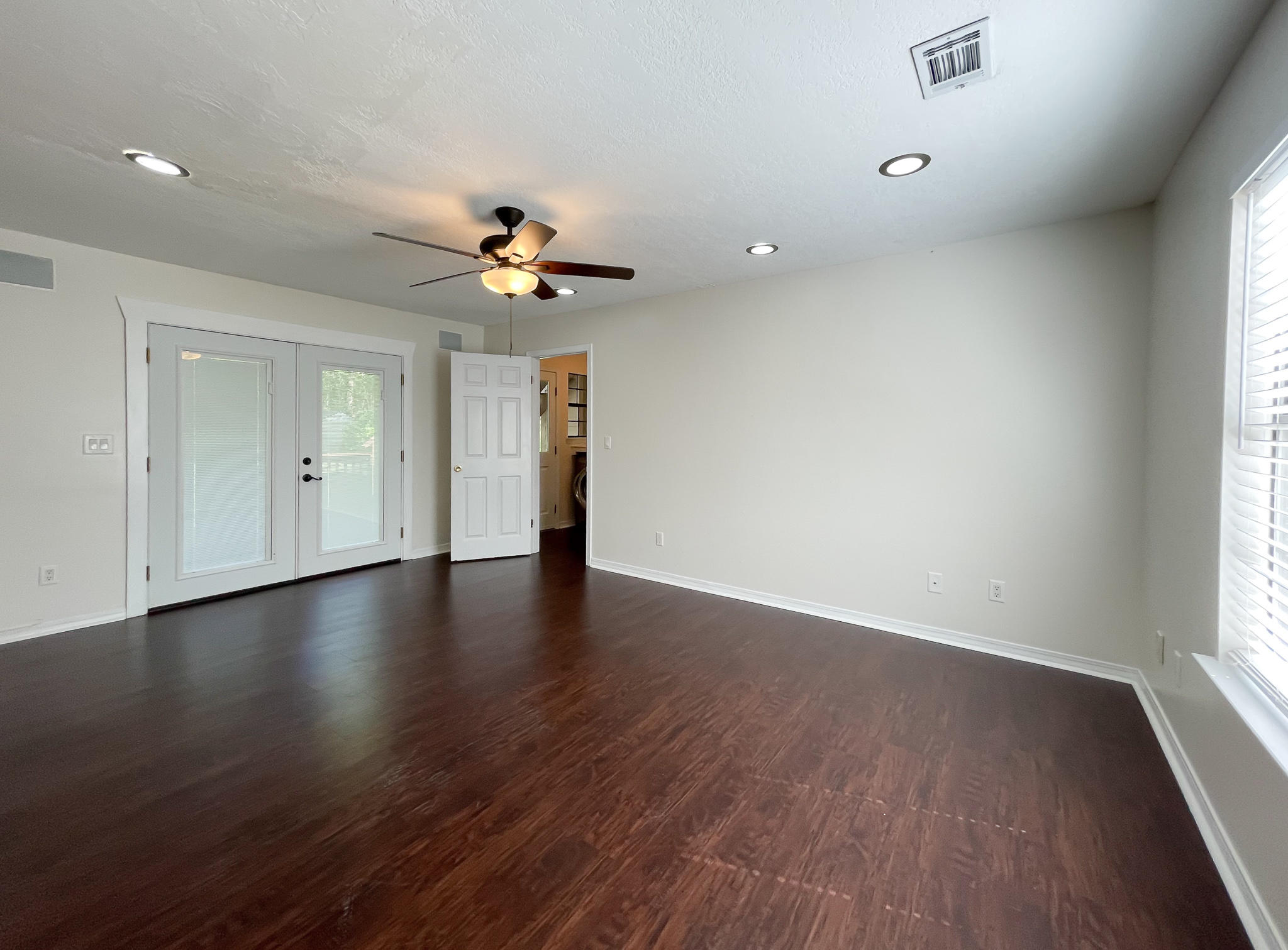 ST ANDREWS EAST BLUEWATER BAY - Residential