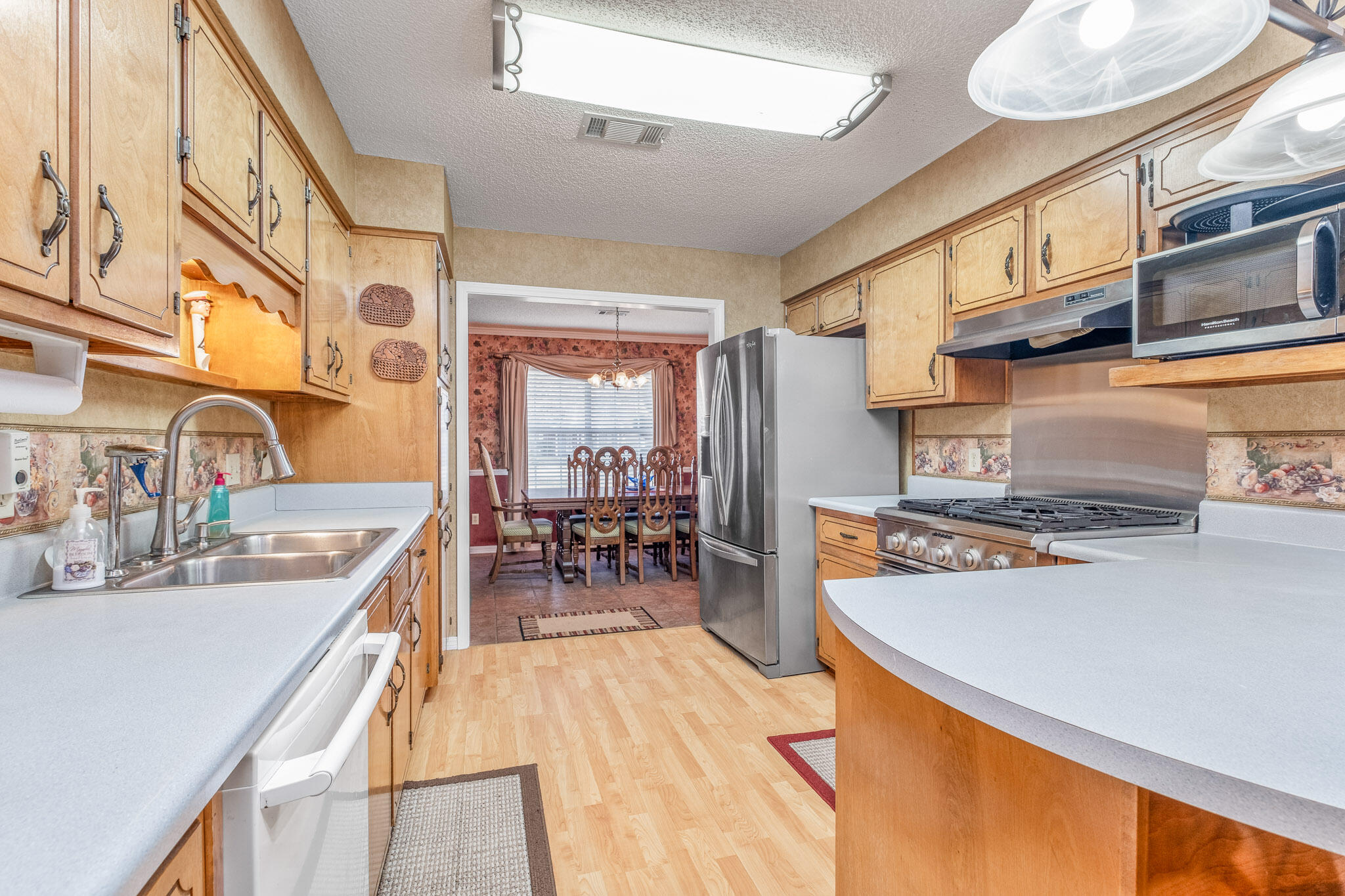 CROSS ROADS - Residential