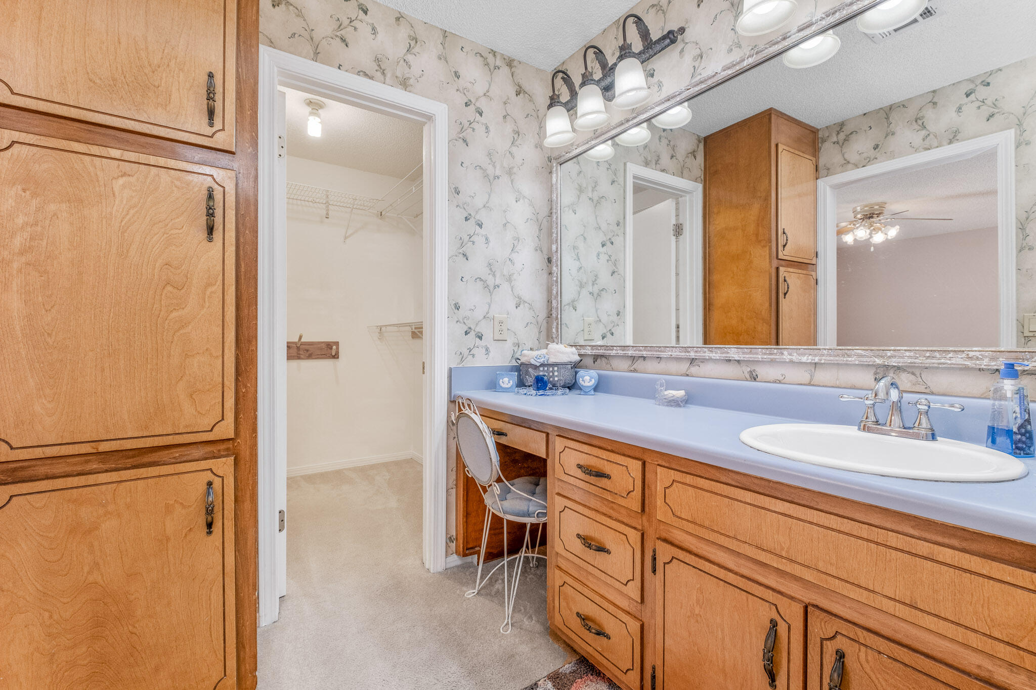 CROSS ROADS - Residential