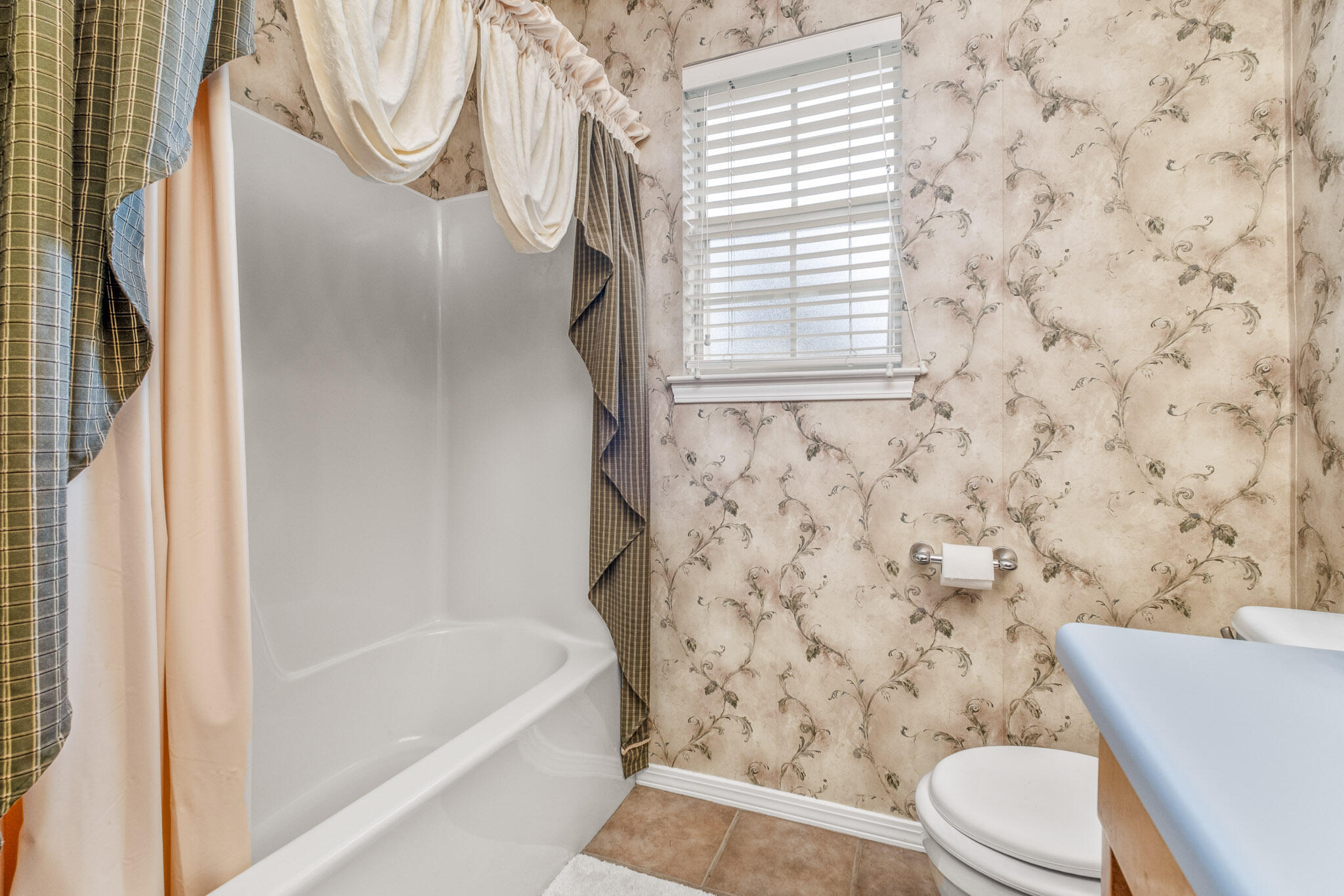 CROSS ROADS - Residential