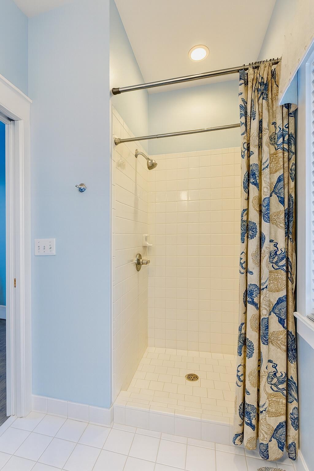 BUNGALOWS AT SEAGROVE BEACH - Residential