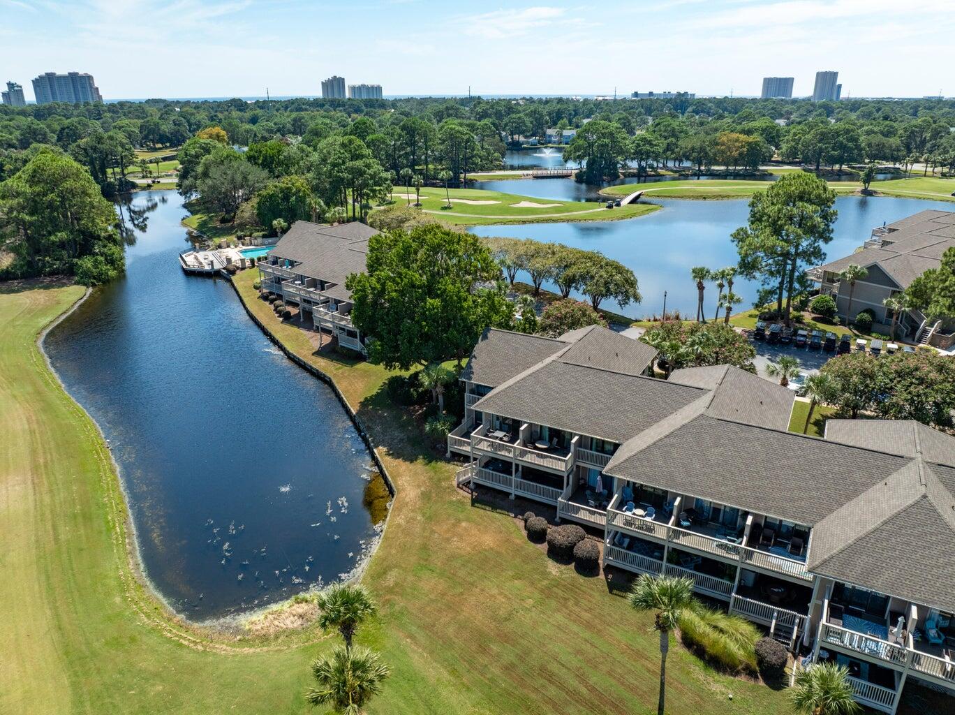 HARBOUR POINT CONDO - Residential