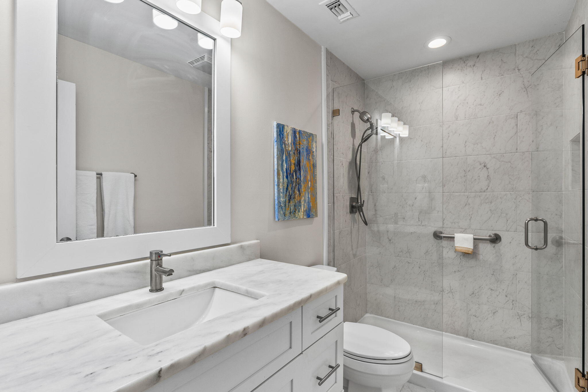 HARBOUR POINT CONDO - Residential
