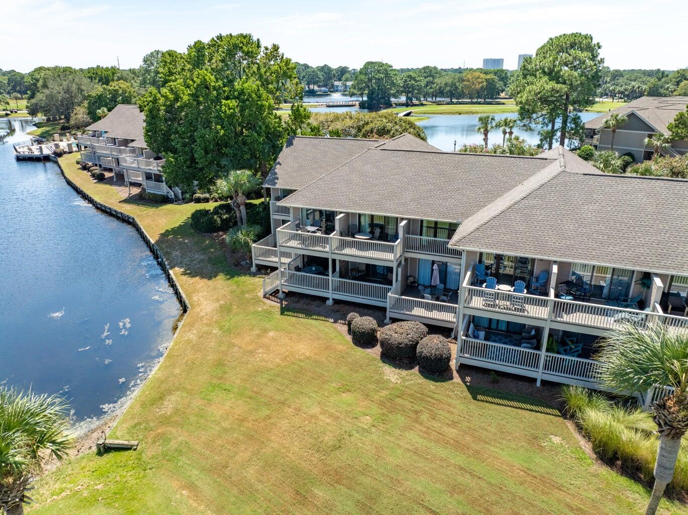 HARBOUR POINT CONDO - Residential