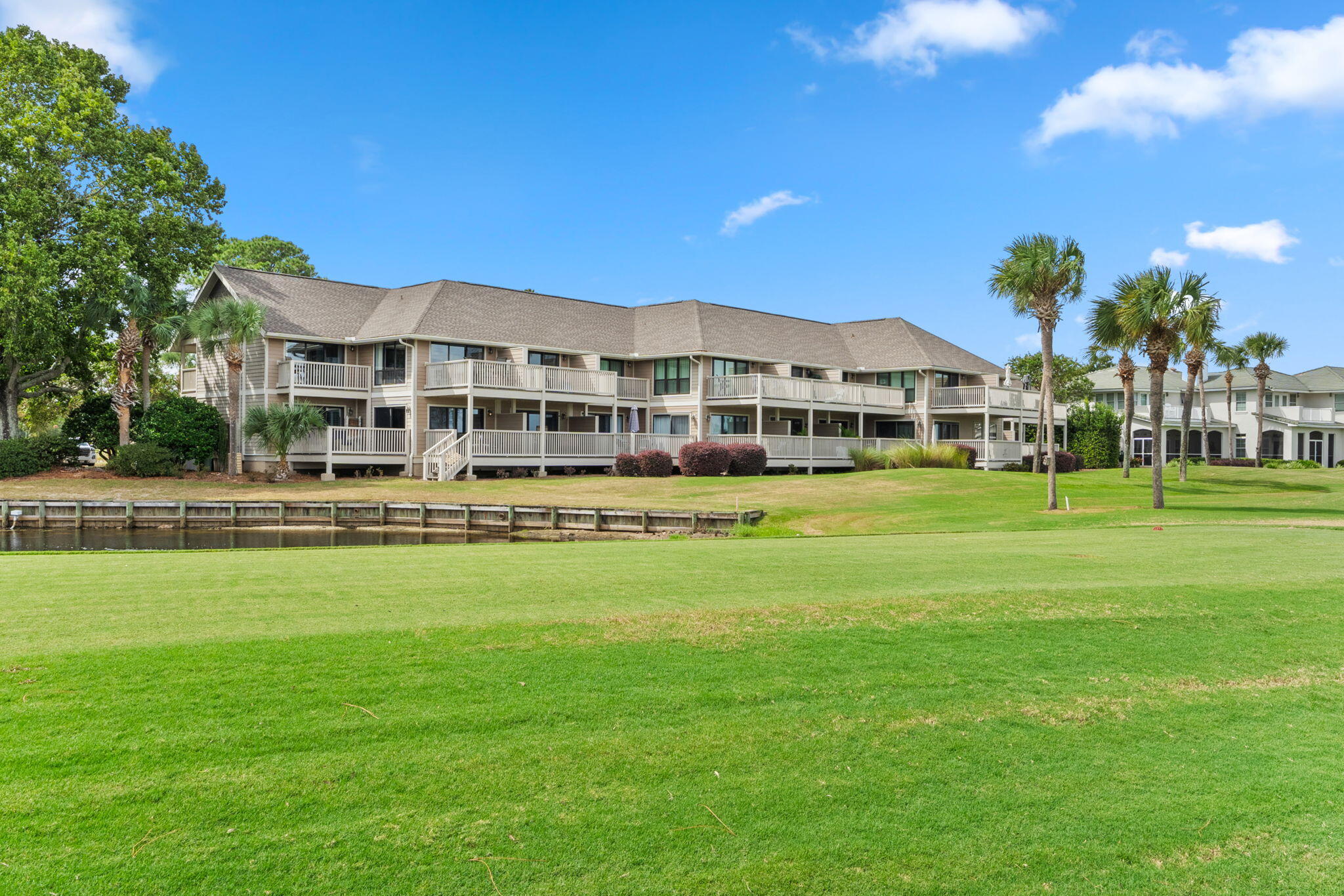 HARBOUR POINT CONDO - Residential