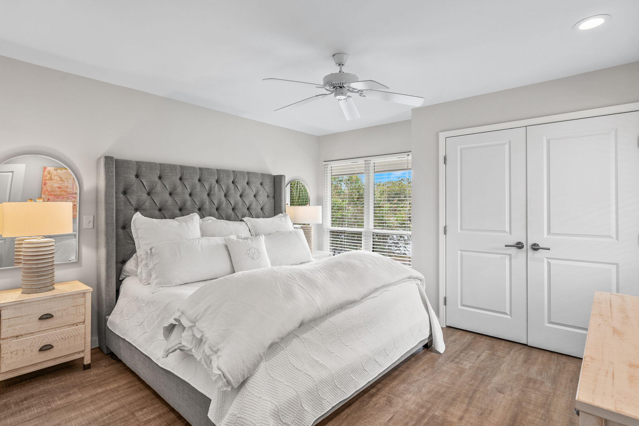 HARBOUR POINT CONDO - Residential