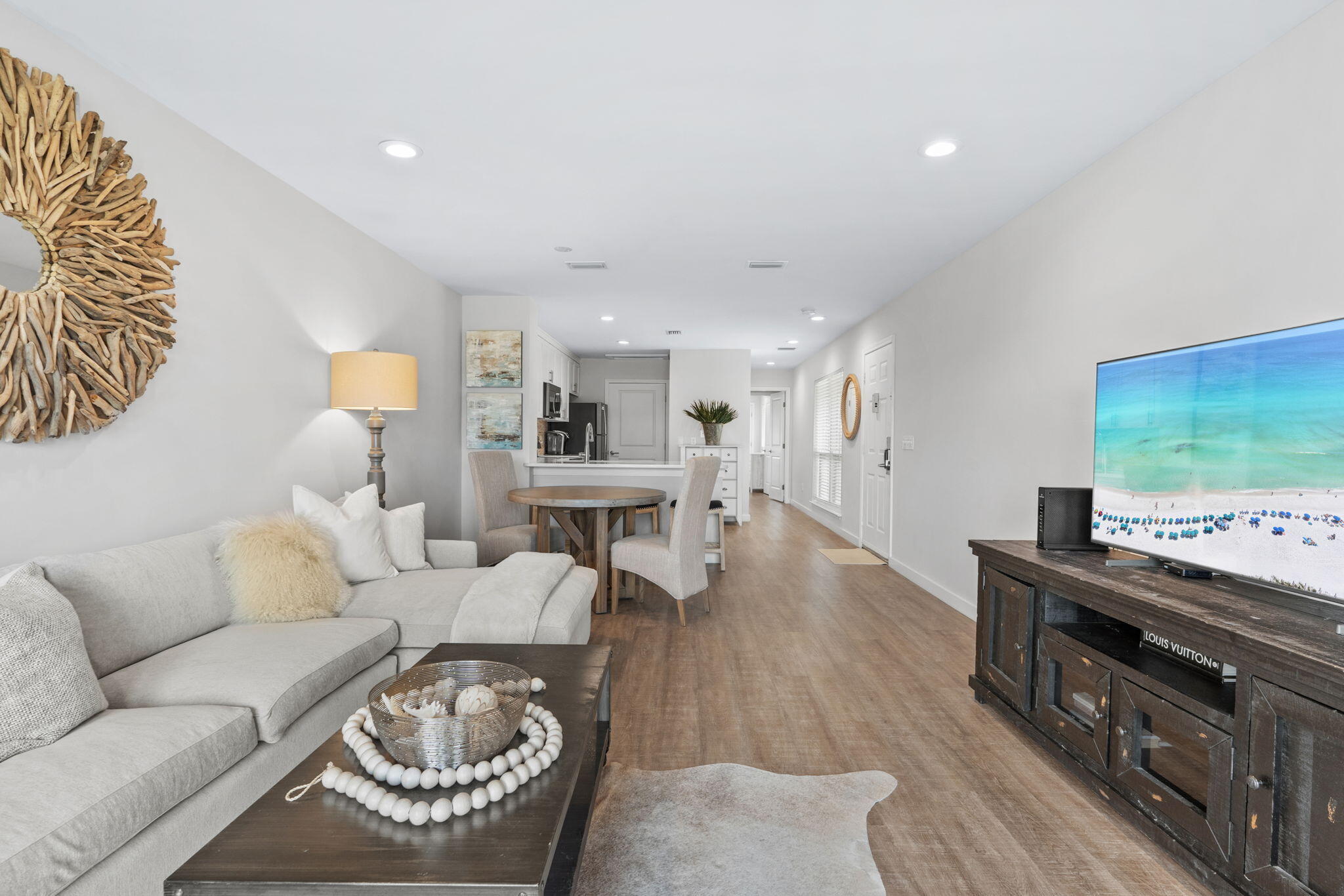 HARBOUR POINT CONDO - Residential