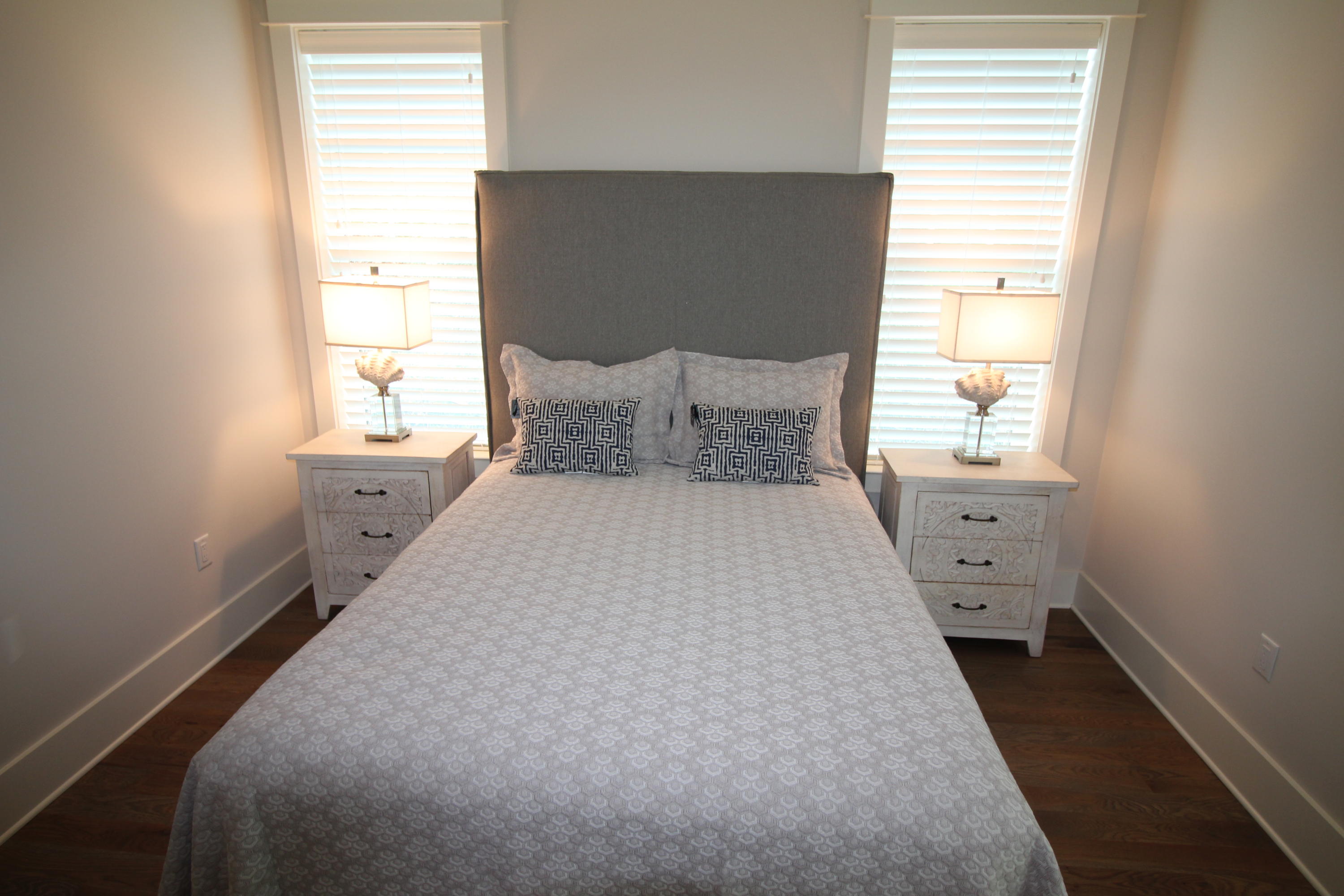 LAKESIDE AT BLUE MOUNTAIN BEACH - Residential