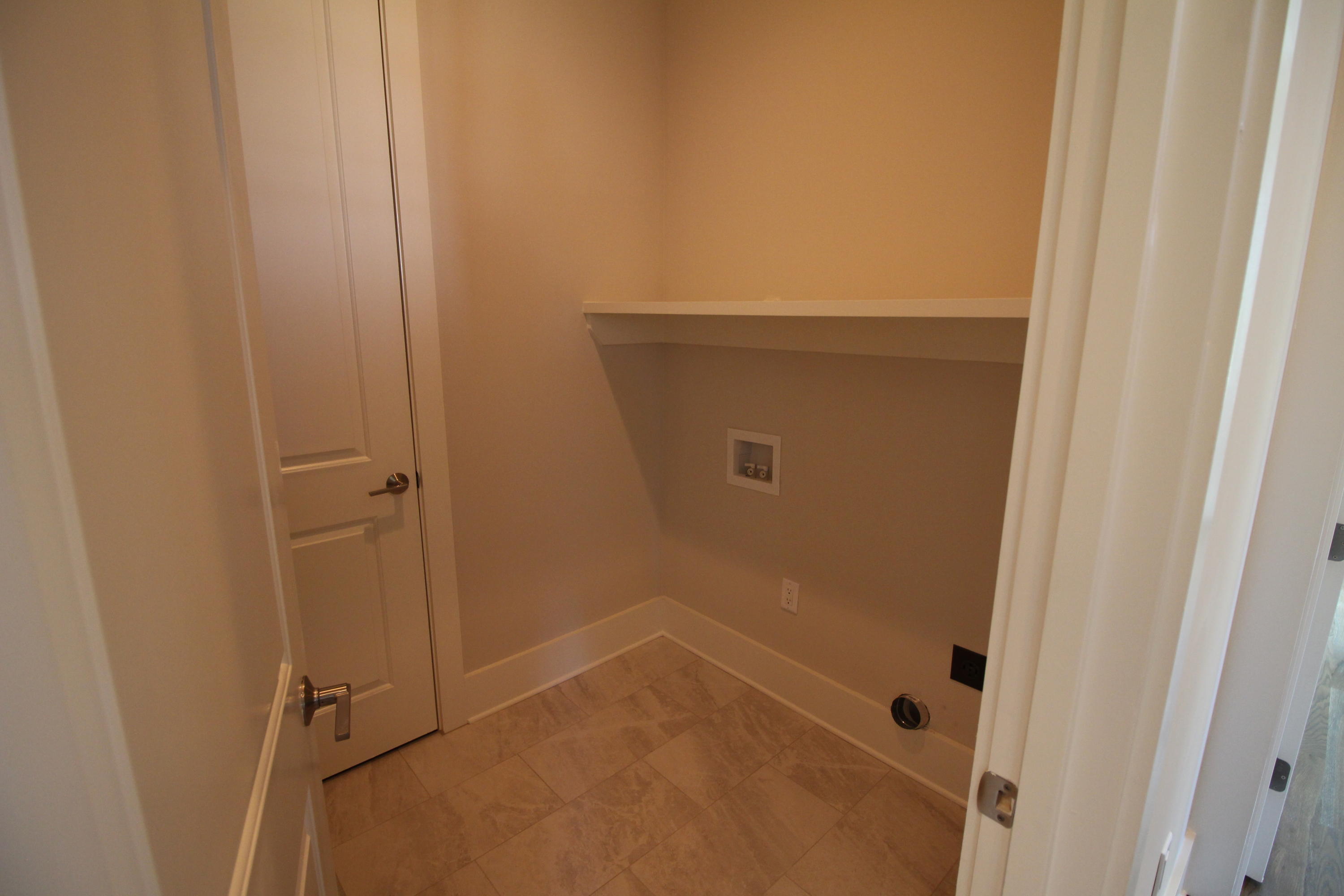 LAKESIDE AT BLUE MOUNTAIN BEACH - Residential