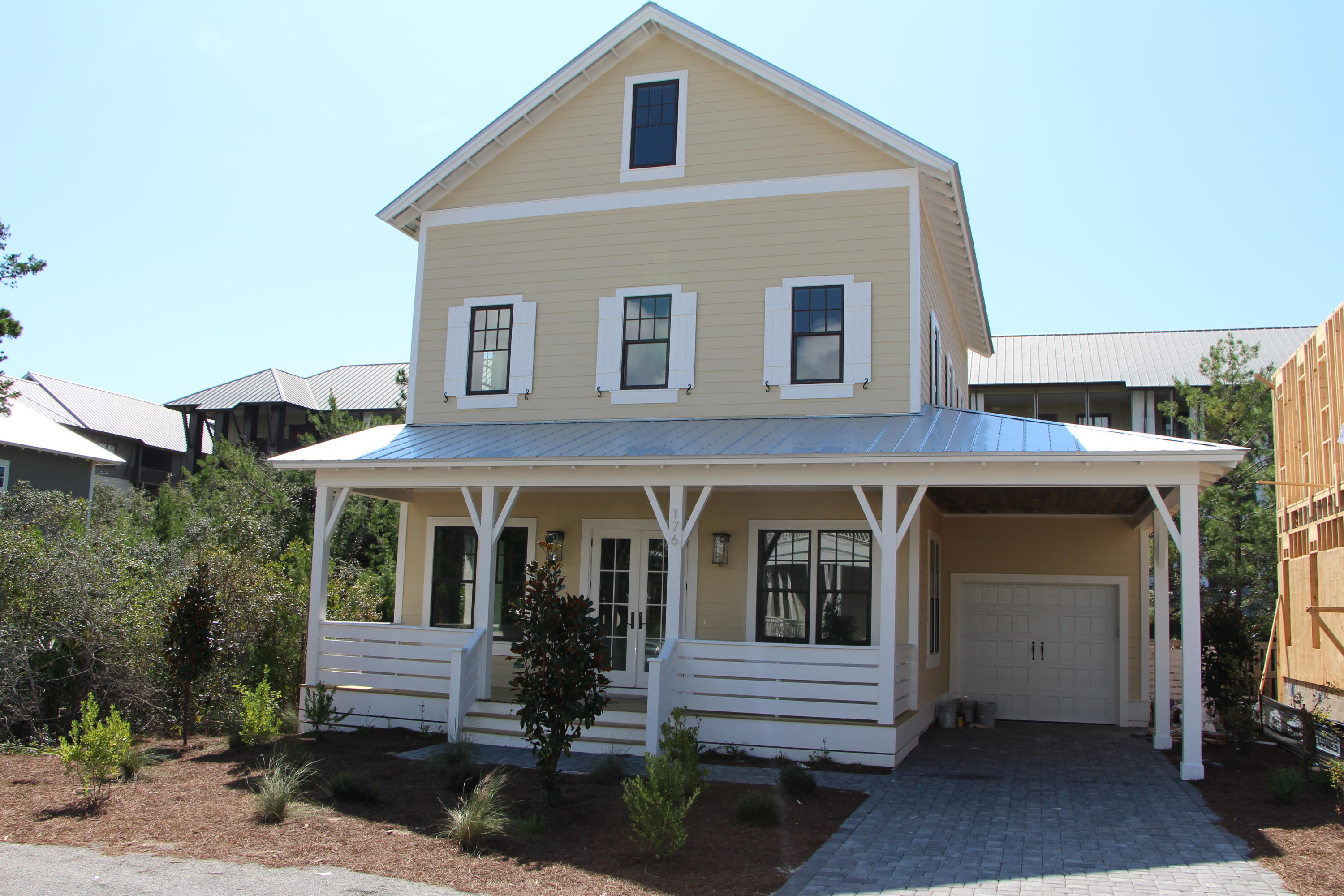LAKESIDE AT BLUE MOUNTAIN BEACH - Residential