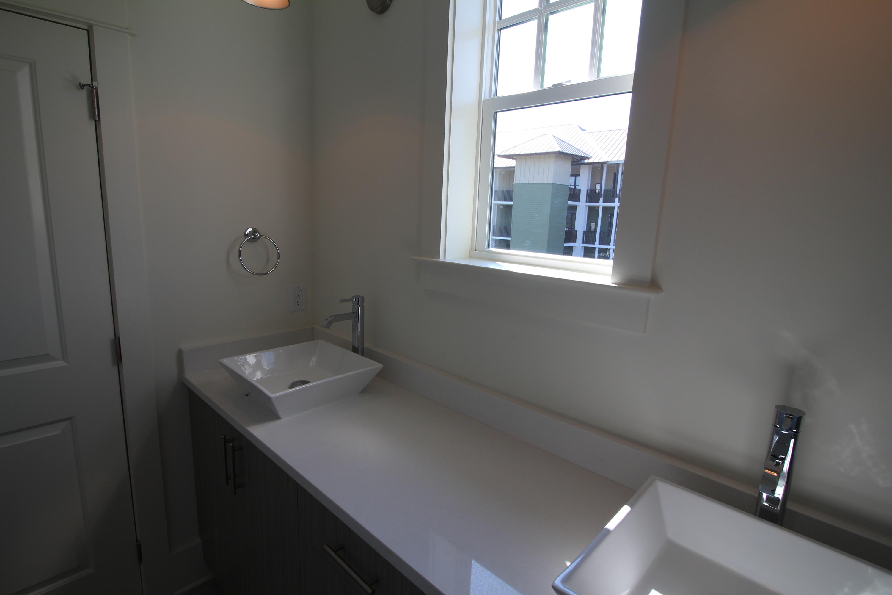 LAKESIDE AT BLUE MOUNTAIN BEACH - Residential