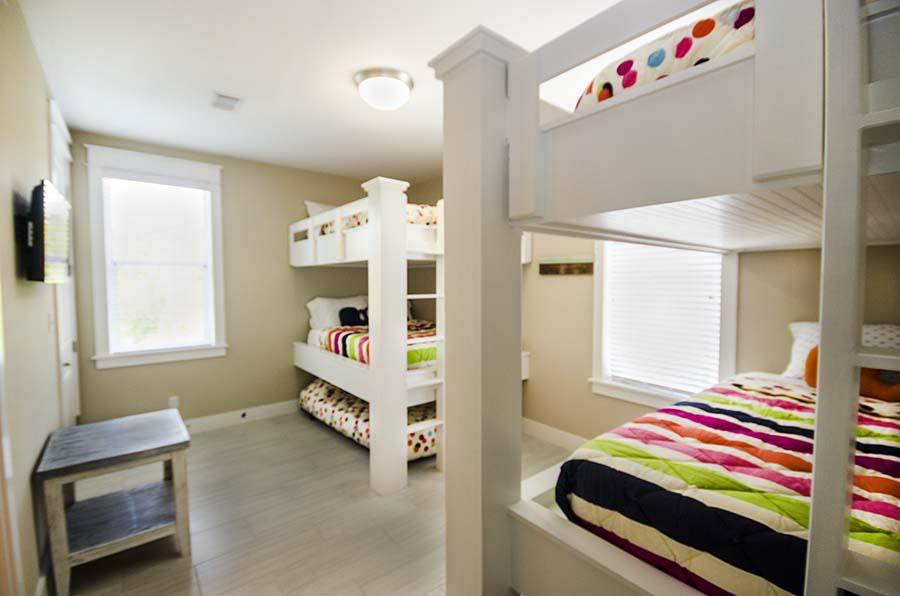 SEAGROVE 1ST ADDN - Residential