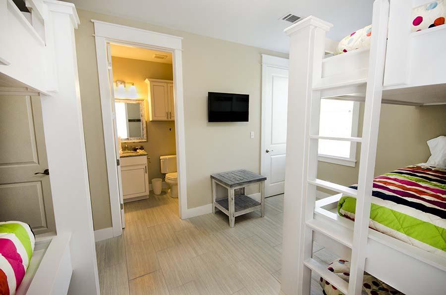 SEAGROVE 1ST ADDN - Residential